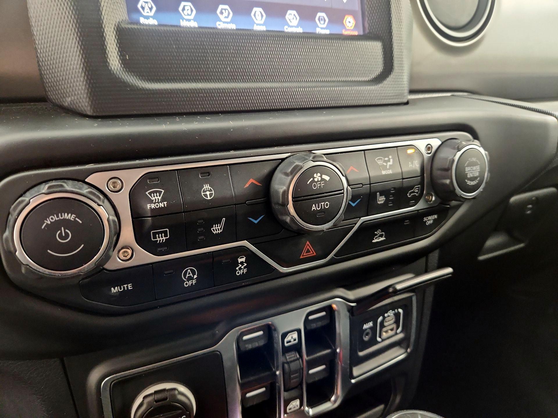 Thumbnail: 2021 Jeep Wrangler - 16