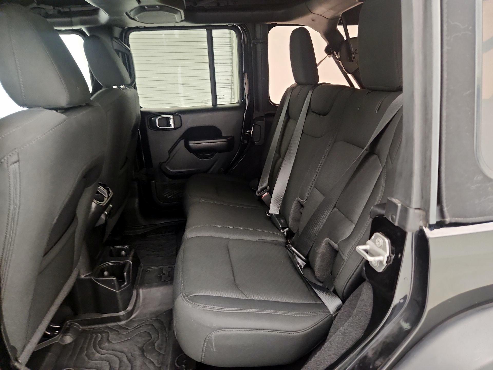 Thumbnail: 2021 Jeep Wrangler - 19