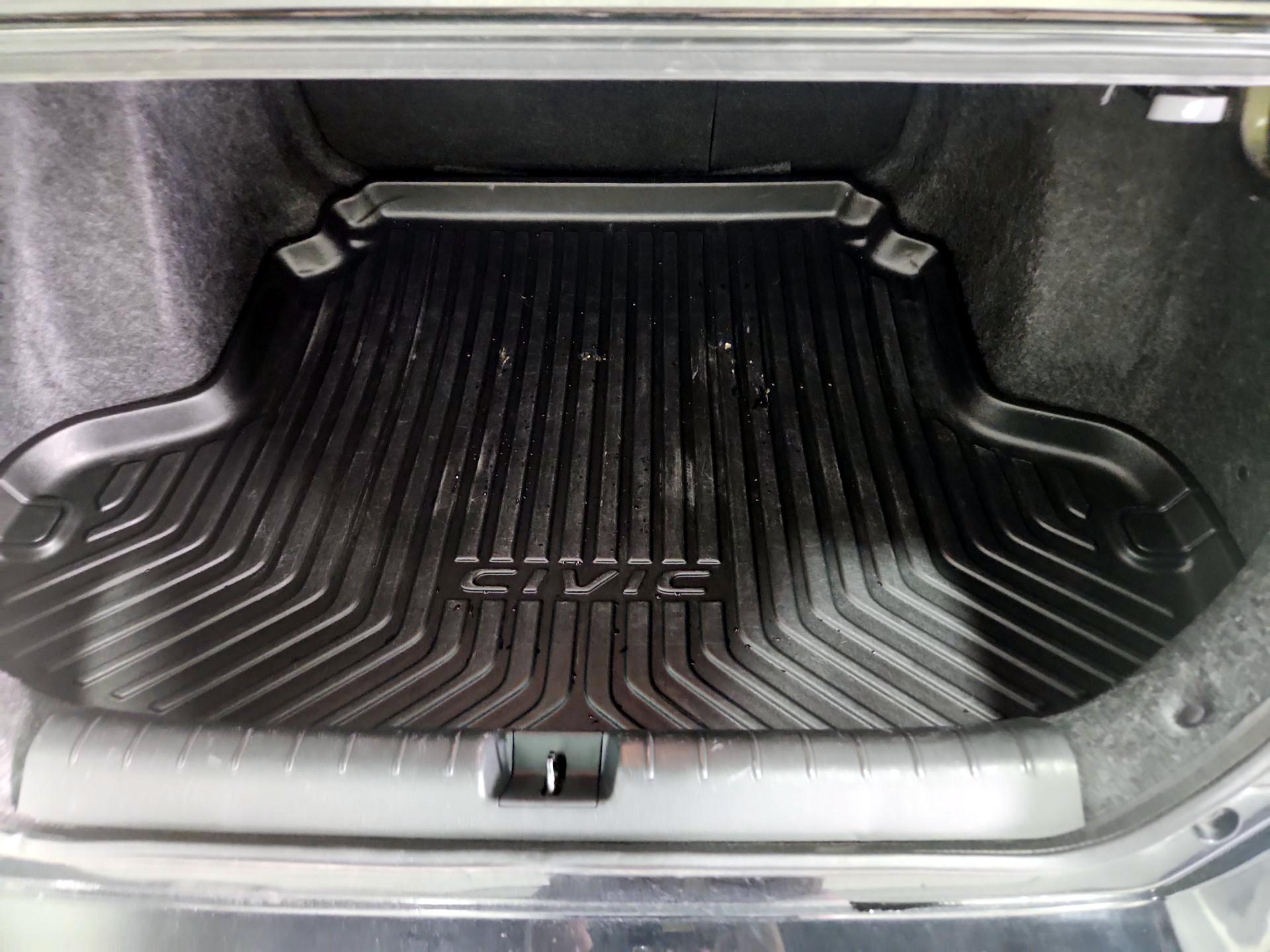 Thumbnail: 2020 Honda Civic - 19