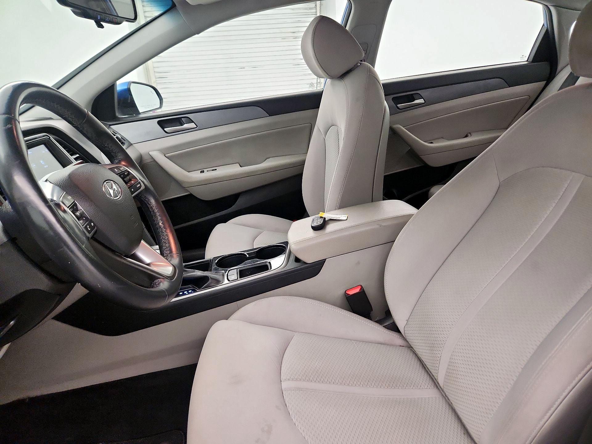 Thumbnail: 2018 Hyundai Sonata - 9