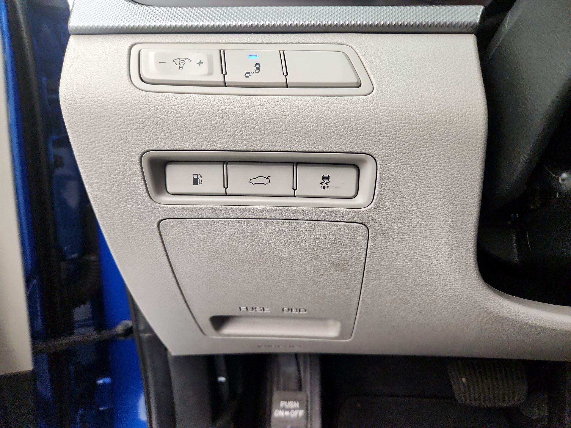 Thumbnail: 2018 Hyundai Sonata - 11