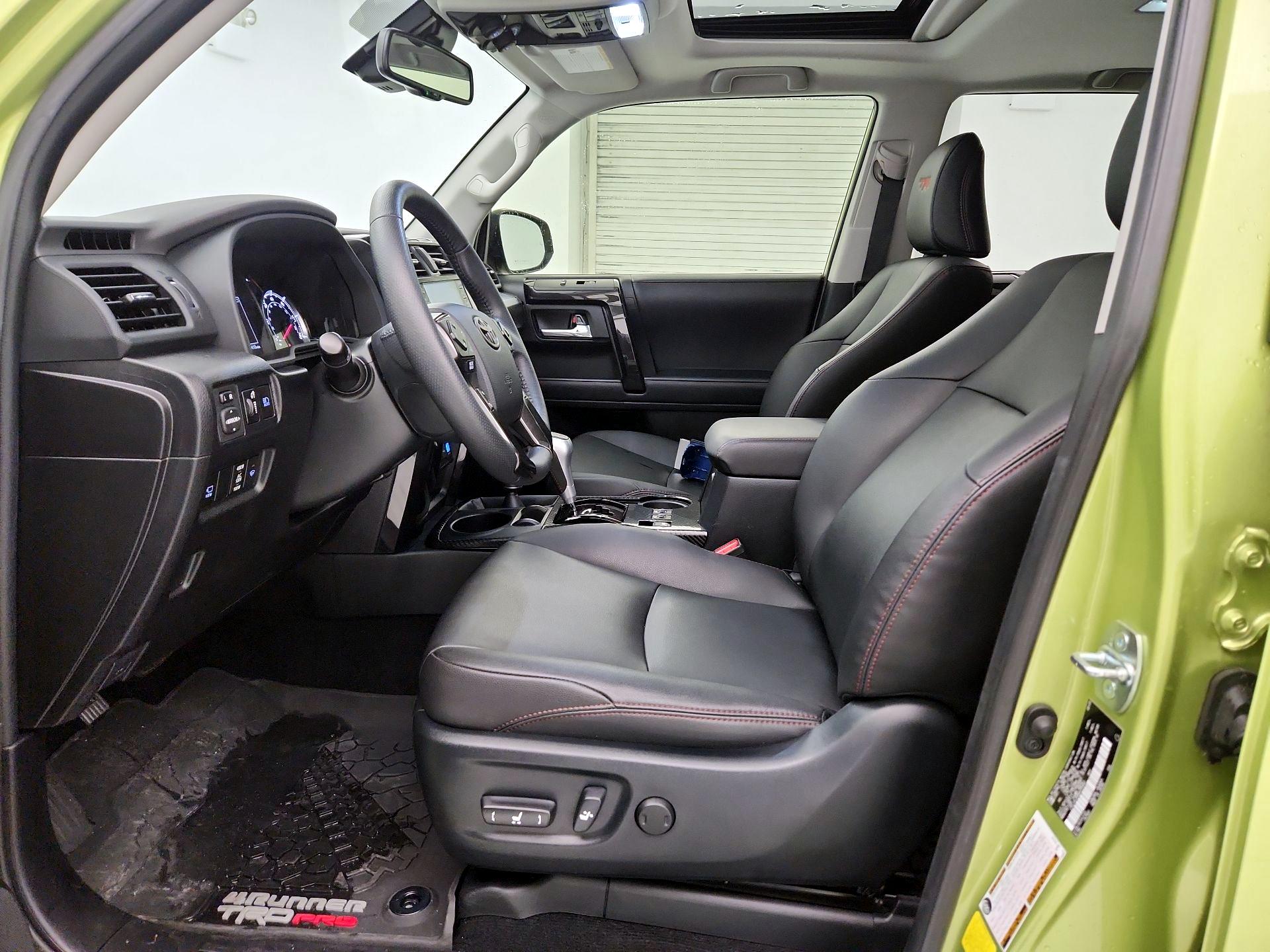 Thumbnail: 2022 Toyota 4Runner - 11