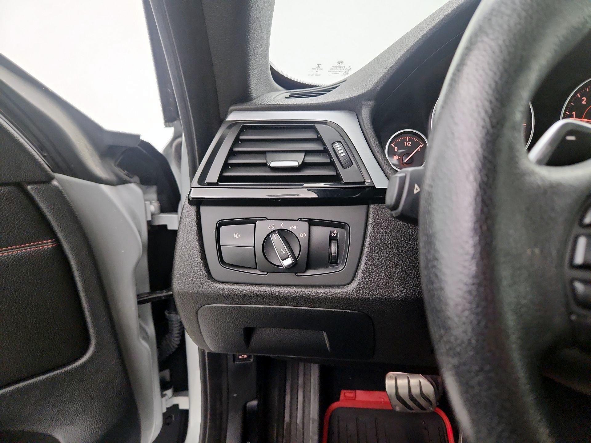 Thumbnail: 2015 BMW 4 Series - 13