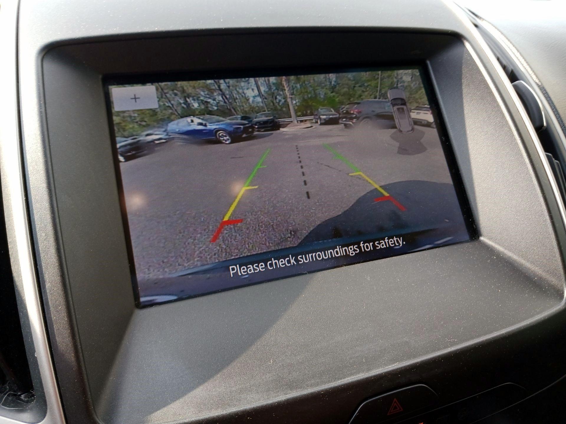 Thumbnail: 2019 Ford Edge - 12