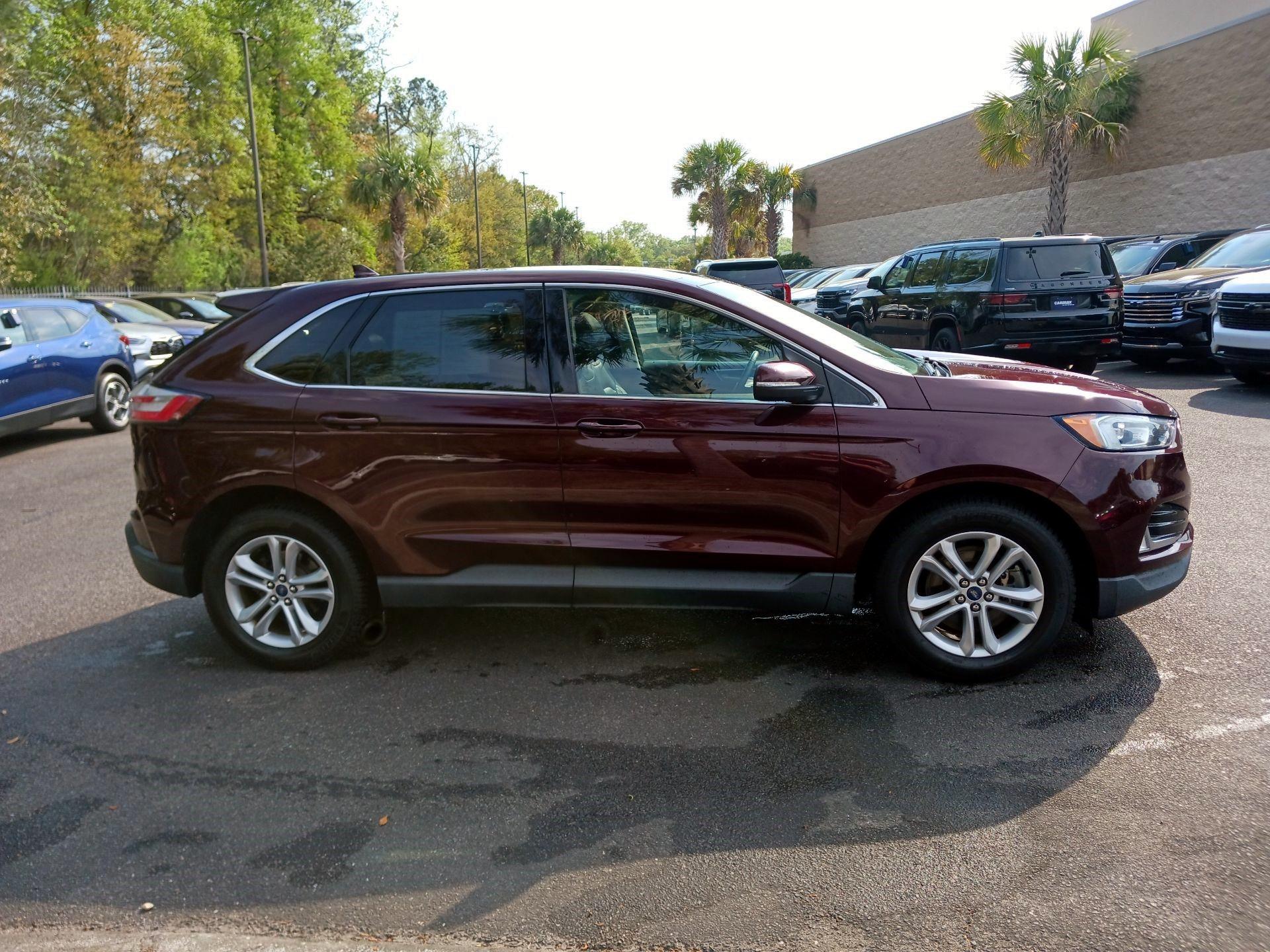 Thumbnail: 2019 Ford Edge - 4