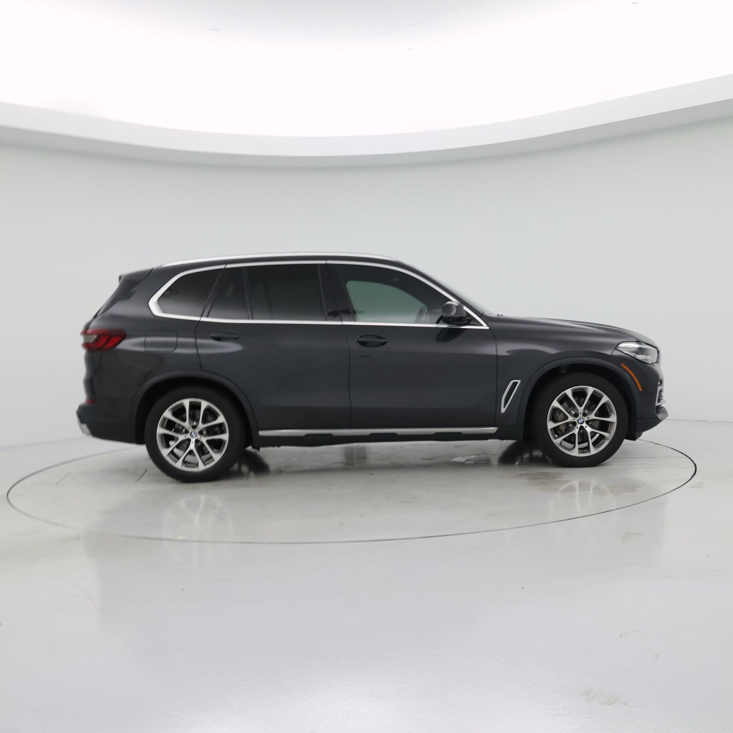 Thumbnail: 2021 BMW X5 - 7