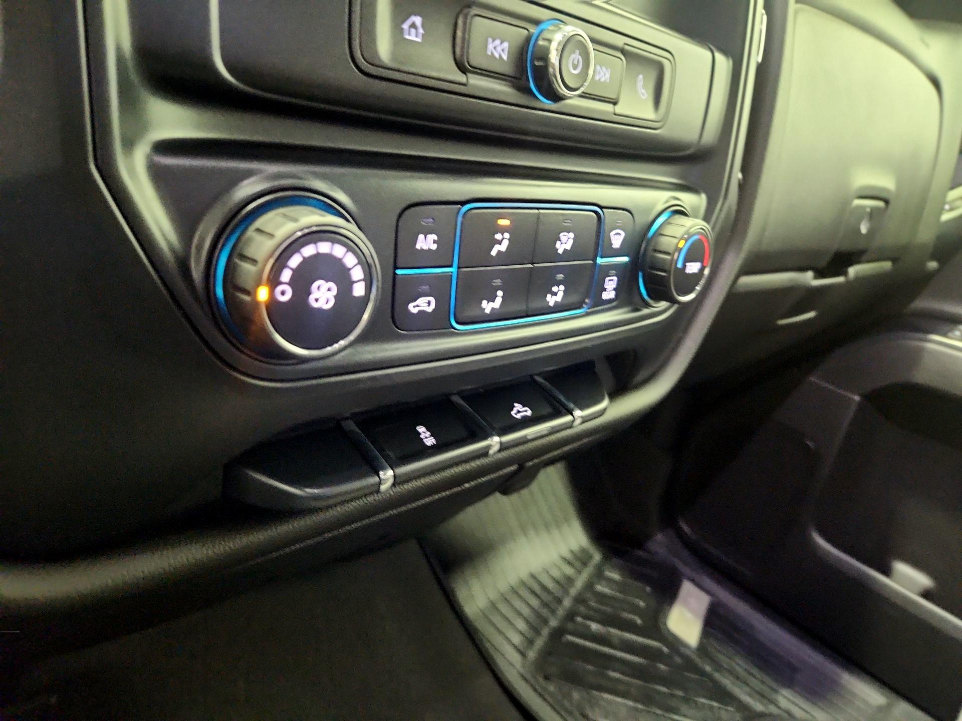 Thumbnail: 2019 GMC Sierra 1500 - 16