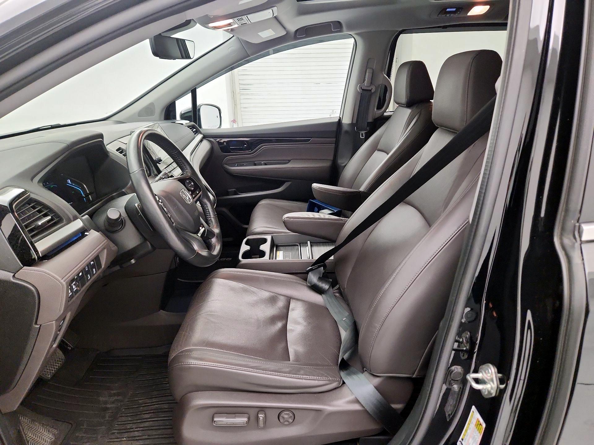 Thumbnail: 2019 Honda Odyssey - 11