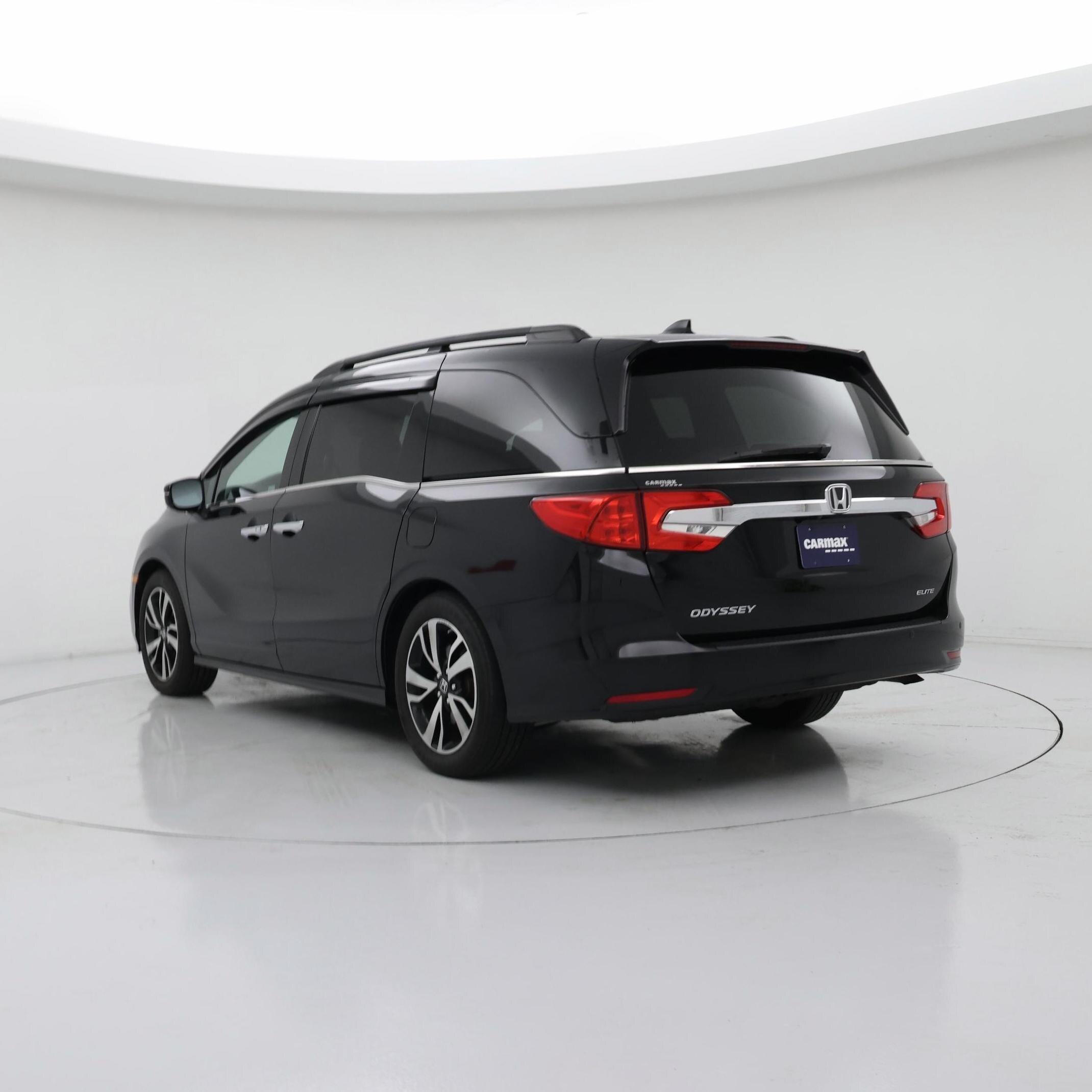 Thumbnail: 2019 Honda Odyssey - 2