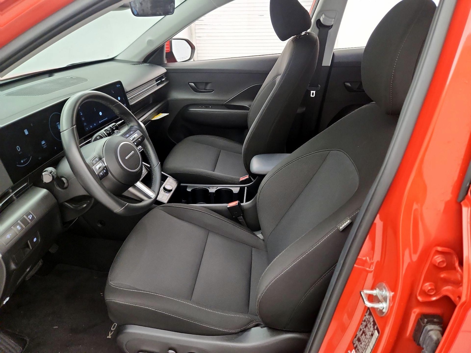 2024 Hyundai Kona SEL - Photo 12