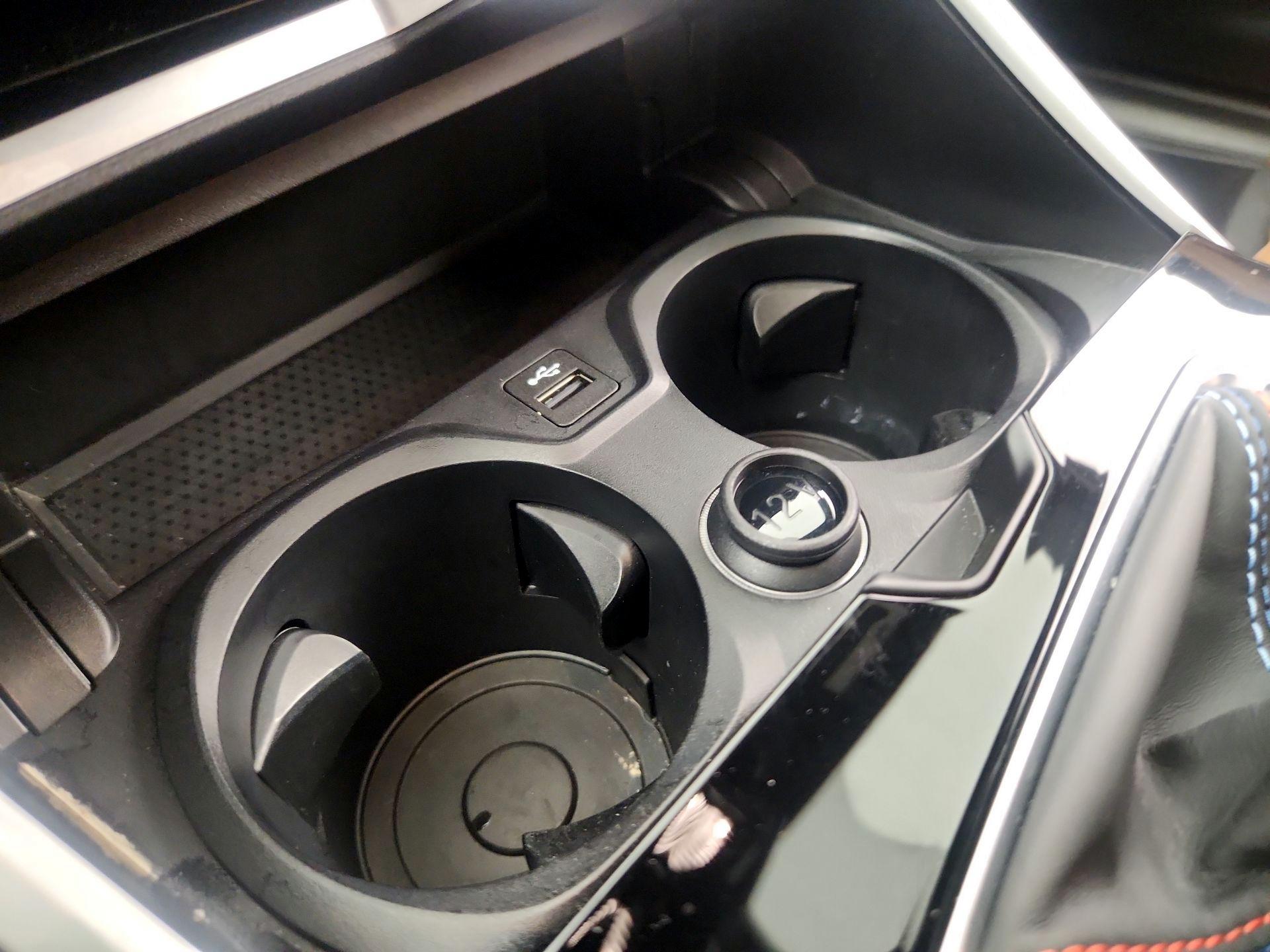 Thumbnail: 2024 BMW M2 - 19