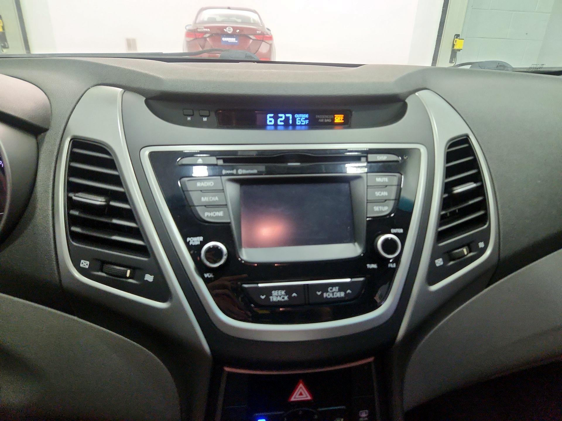 Thumbnail: 2015 Hyundai Elantra - 15