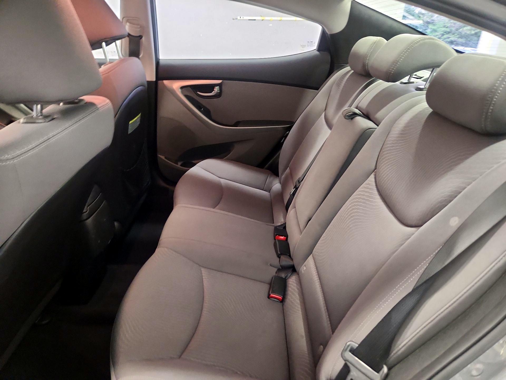 Thumbnail: 2015 Hyundai Elantra - 19