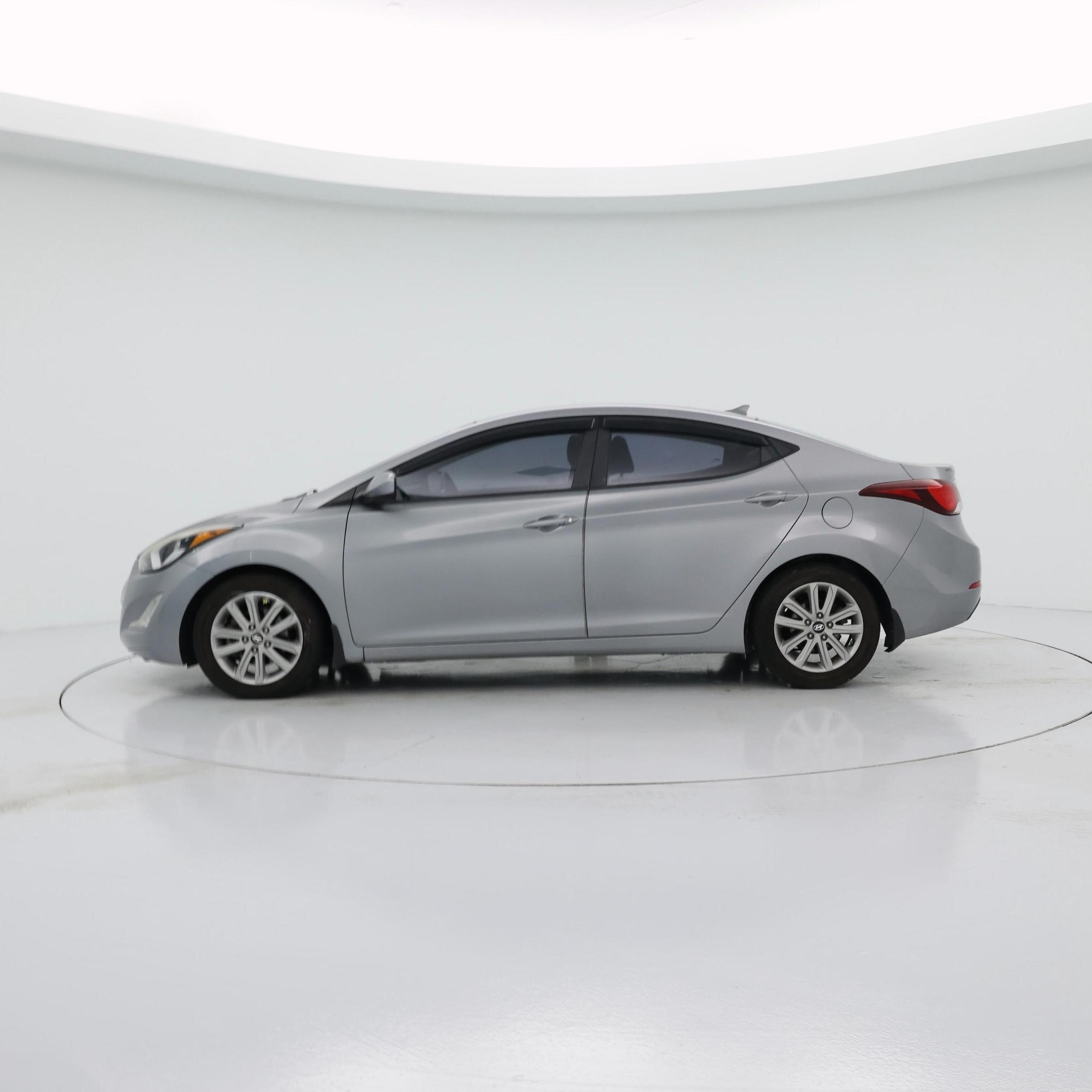 Thumbnail: 2015 Hyundai Elantra - 3