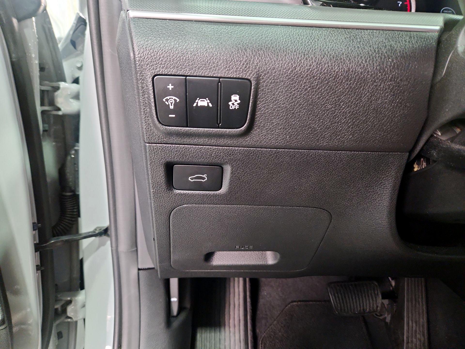 Thumbnail: 2023 Kia K5 - 13