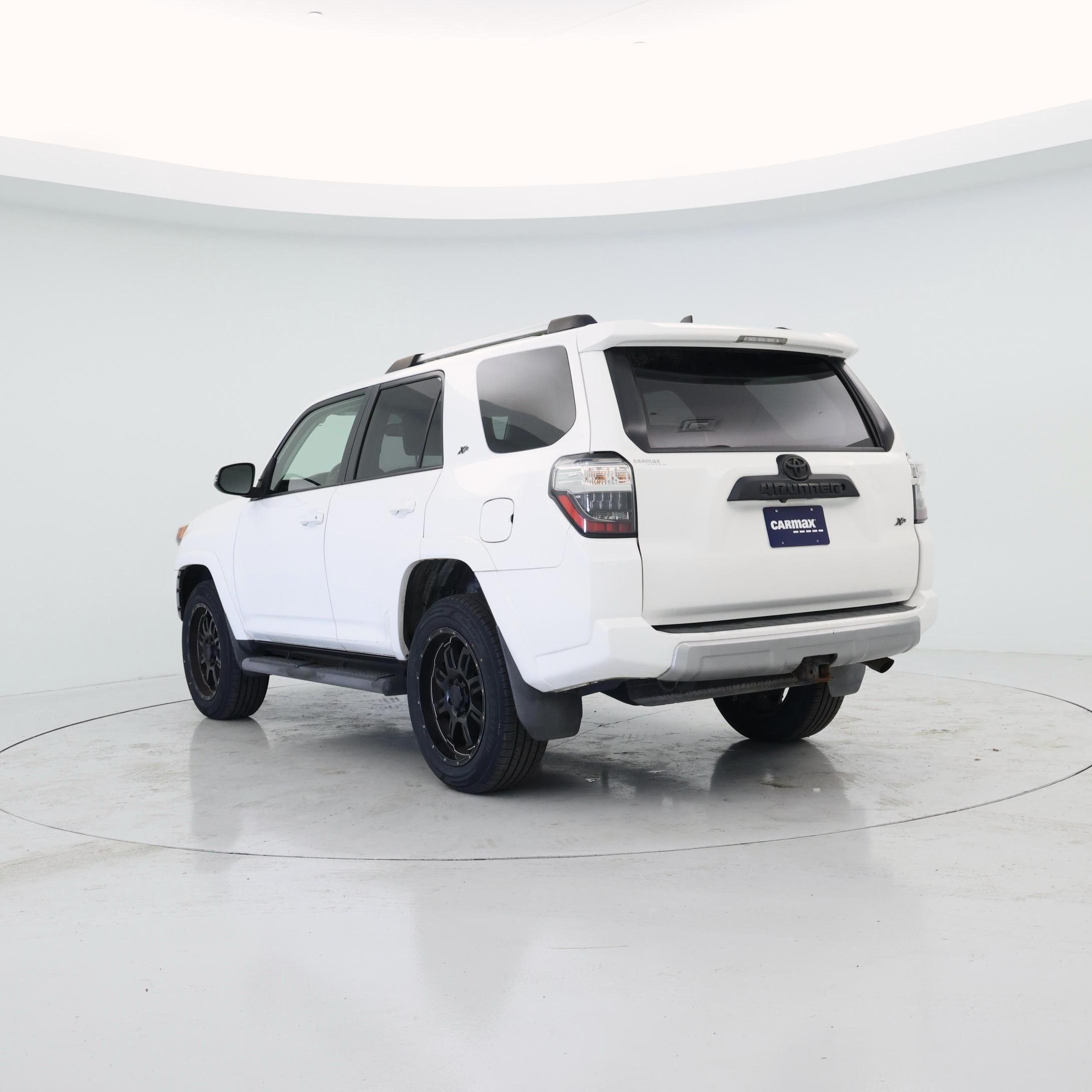 Thumbnail: 2016 Toyota 4Runner - 2