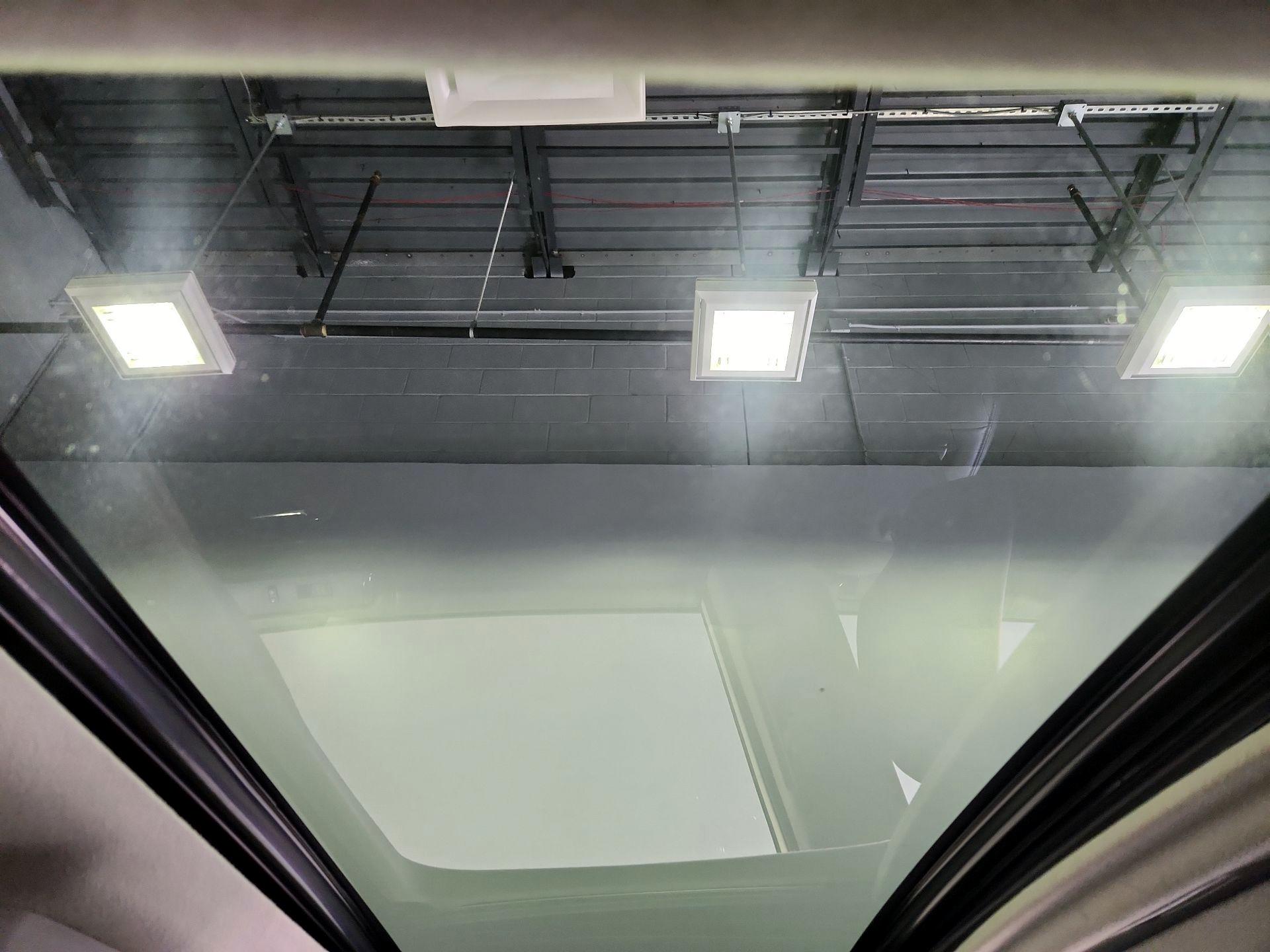 Thumbnail: 2016 Toyota 4Runner - 19