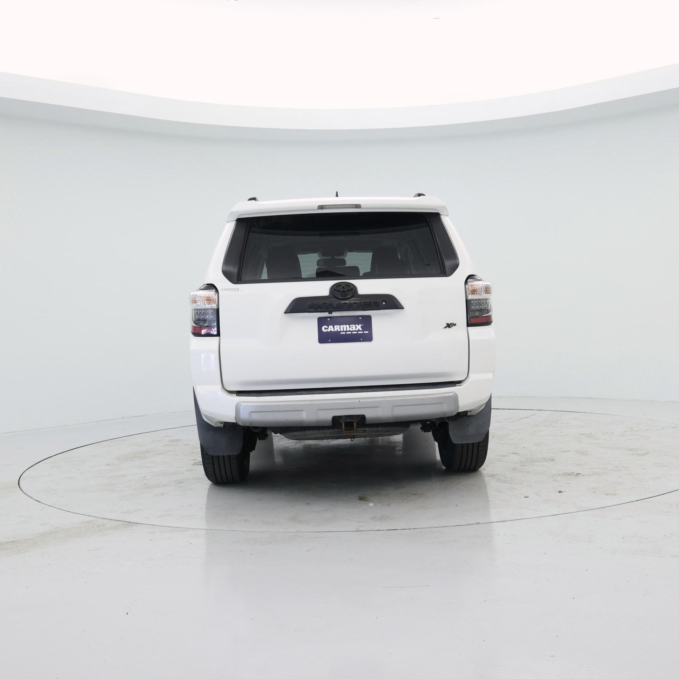 Thumbnail: 2016 Toyota 4Runner - 6