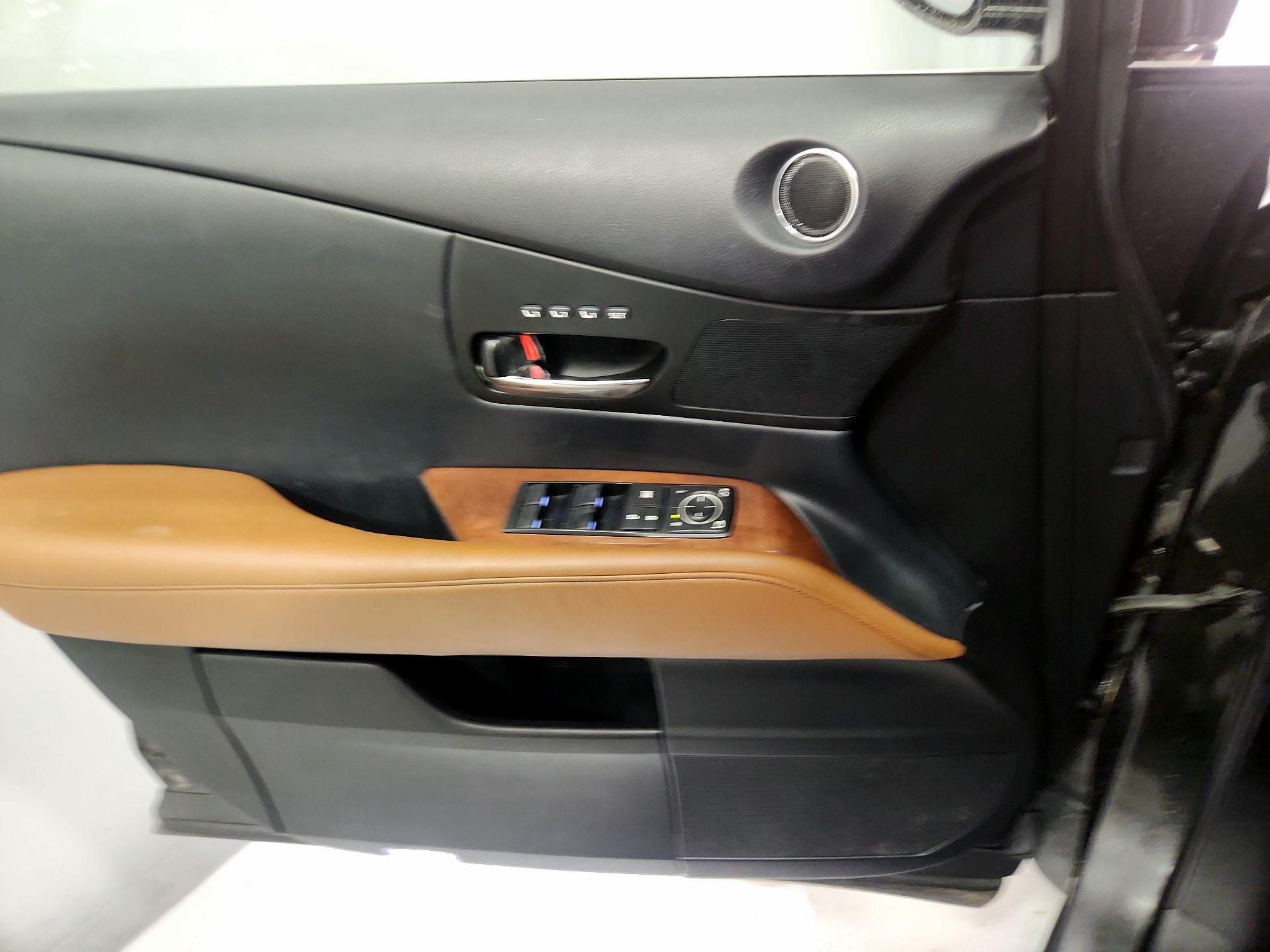 Thumbnail: 2015 Lexus RX - 12