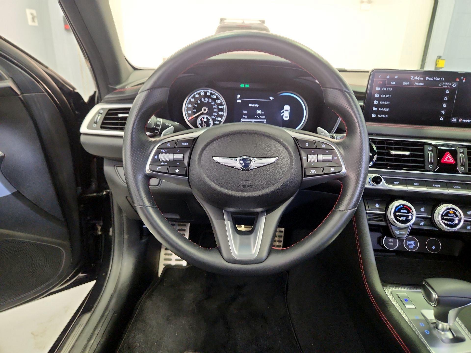 Thumbnail: 2023 Genesis G70 - 10