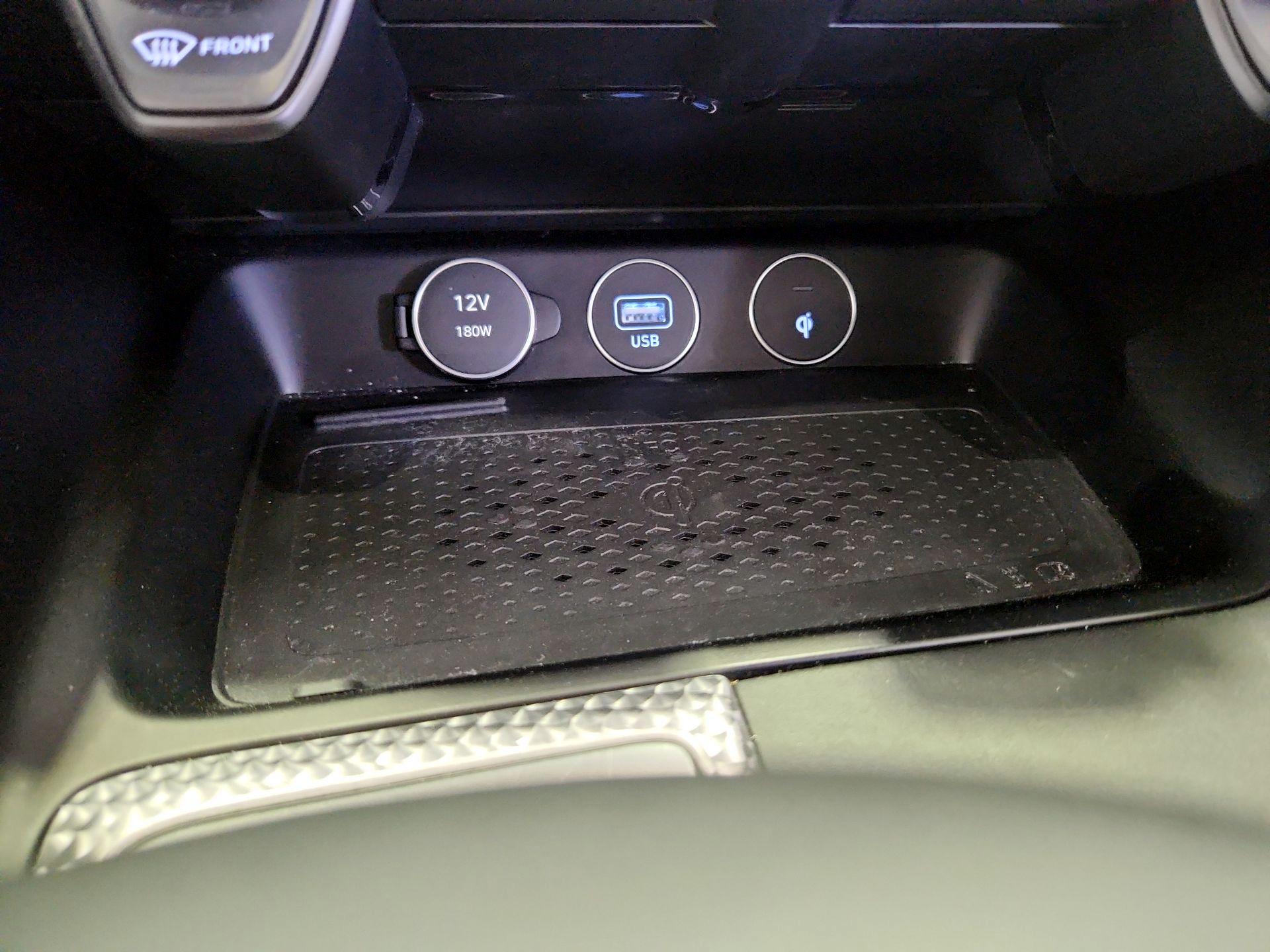 Thumbnail: 2023 Genesis G70 - 18