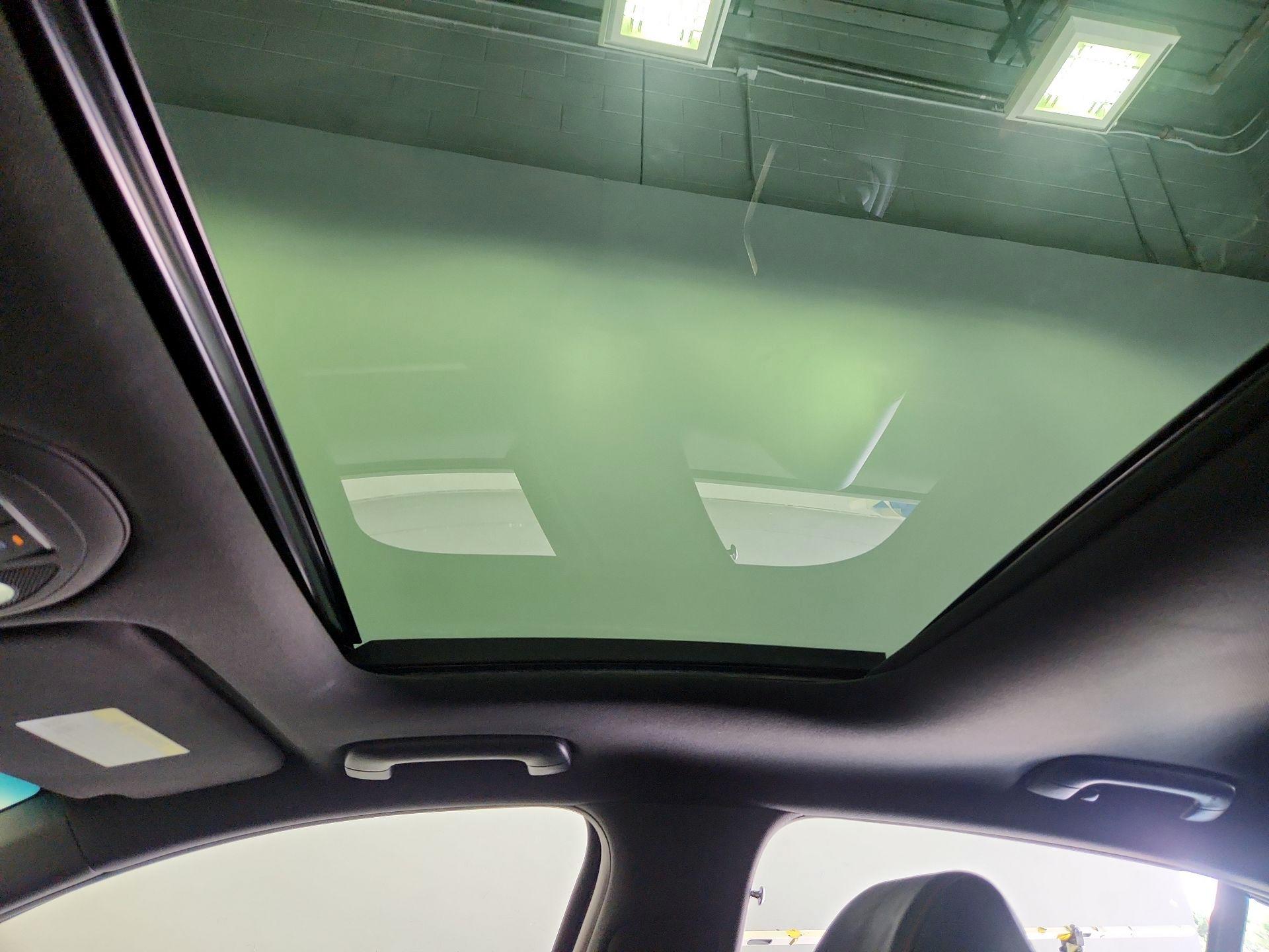 Thumbnail: 2023 Genesis G70 - 19