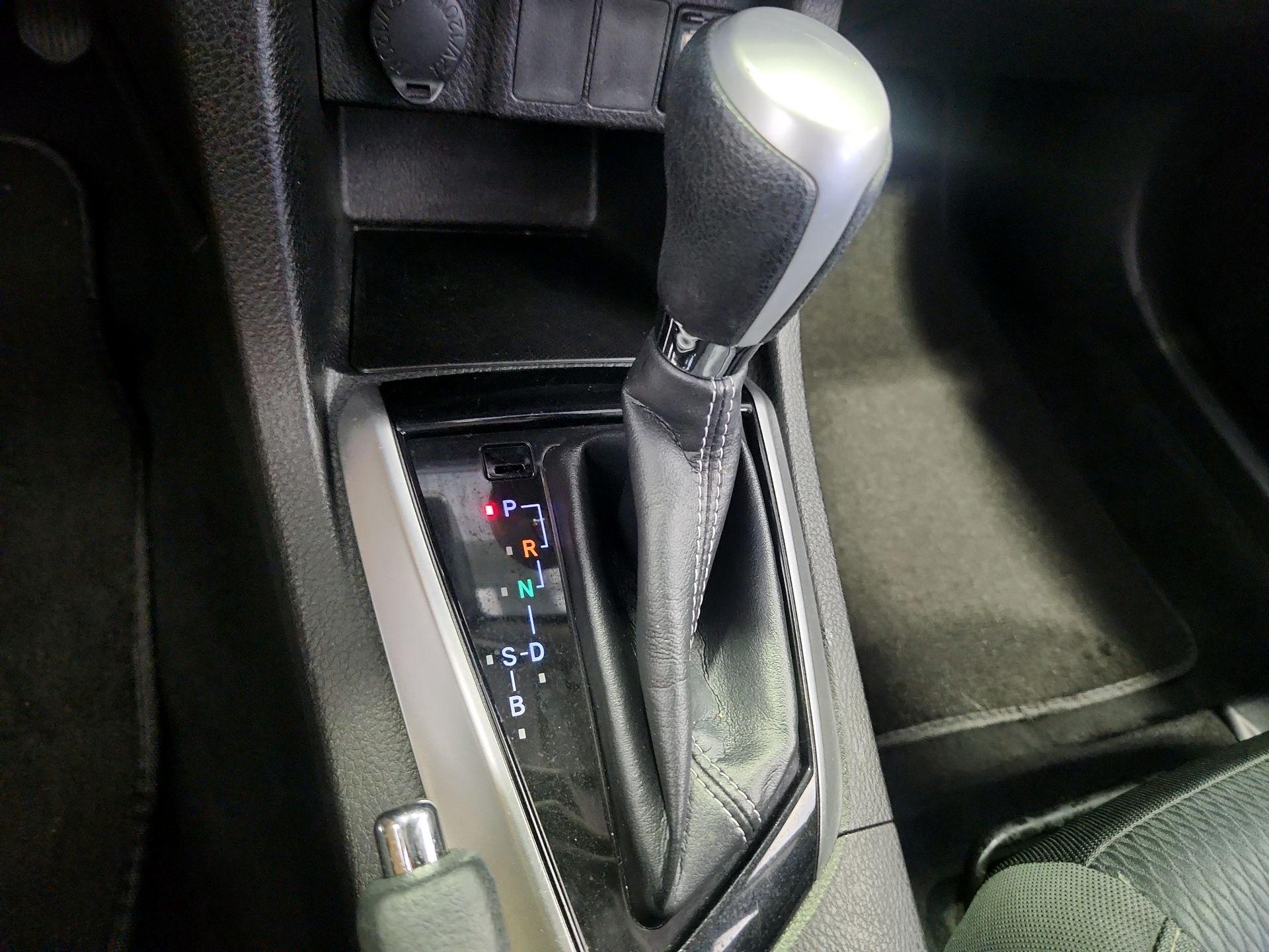 Thumbnail: 2017 Toyota Corolla - 17