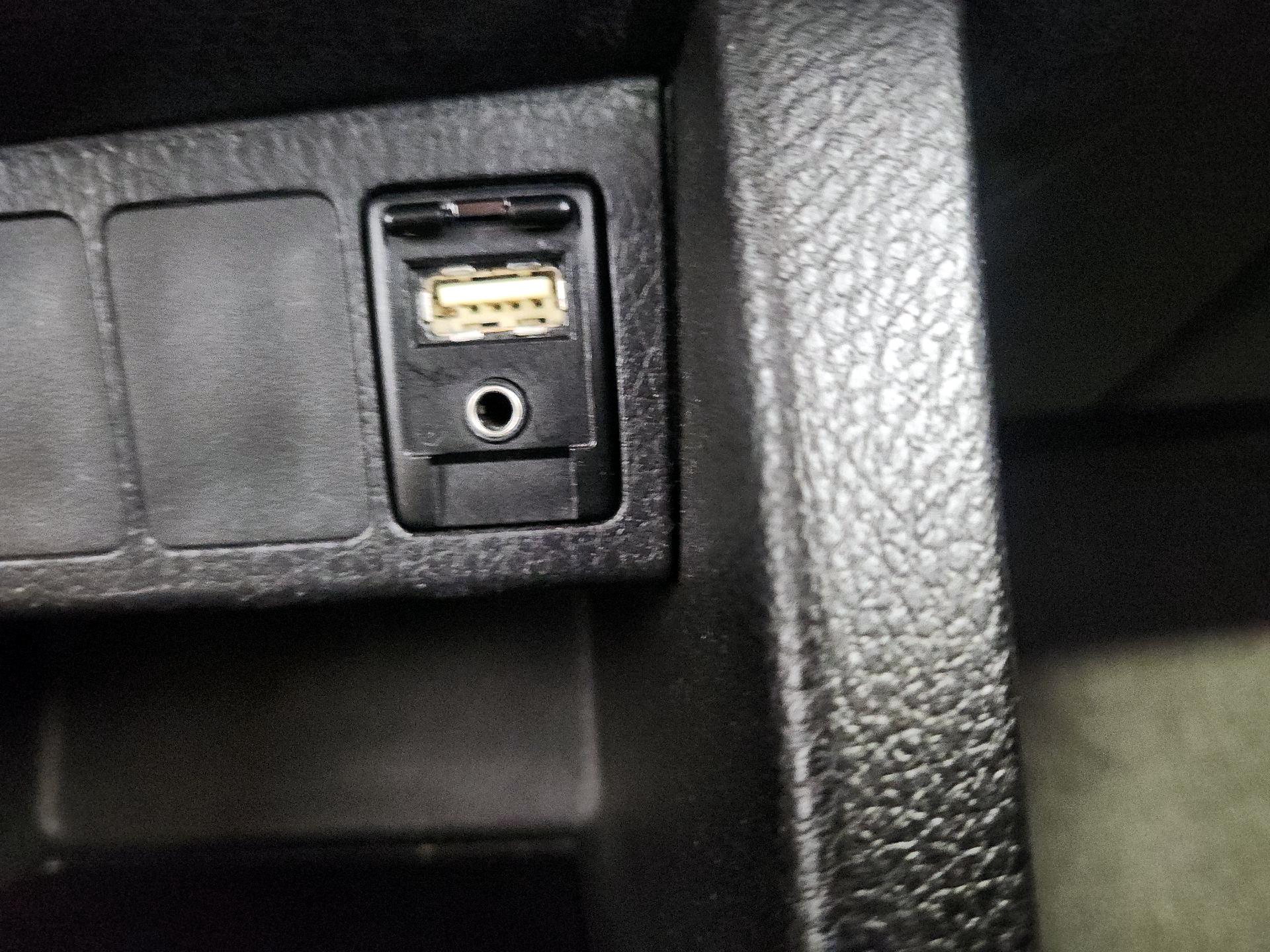 Thumbnail: 2017 Toyota Corolla - 18