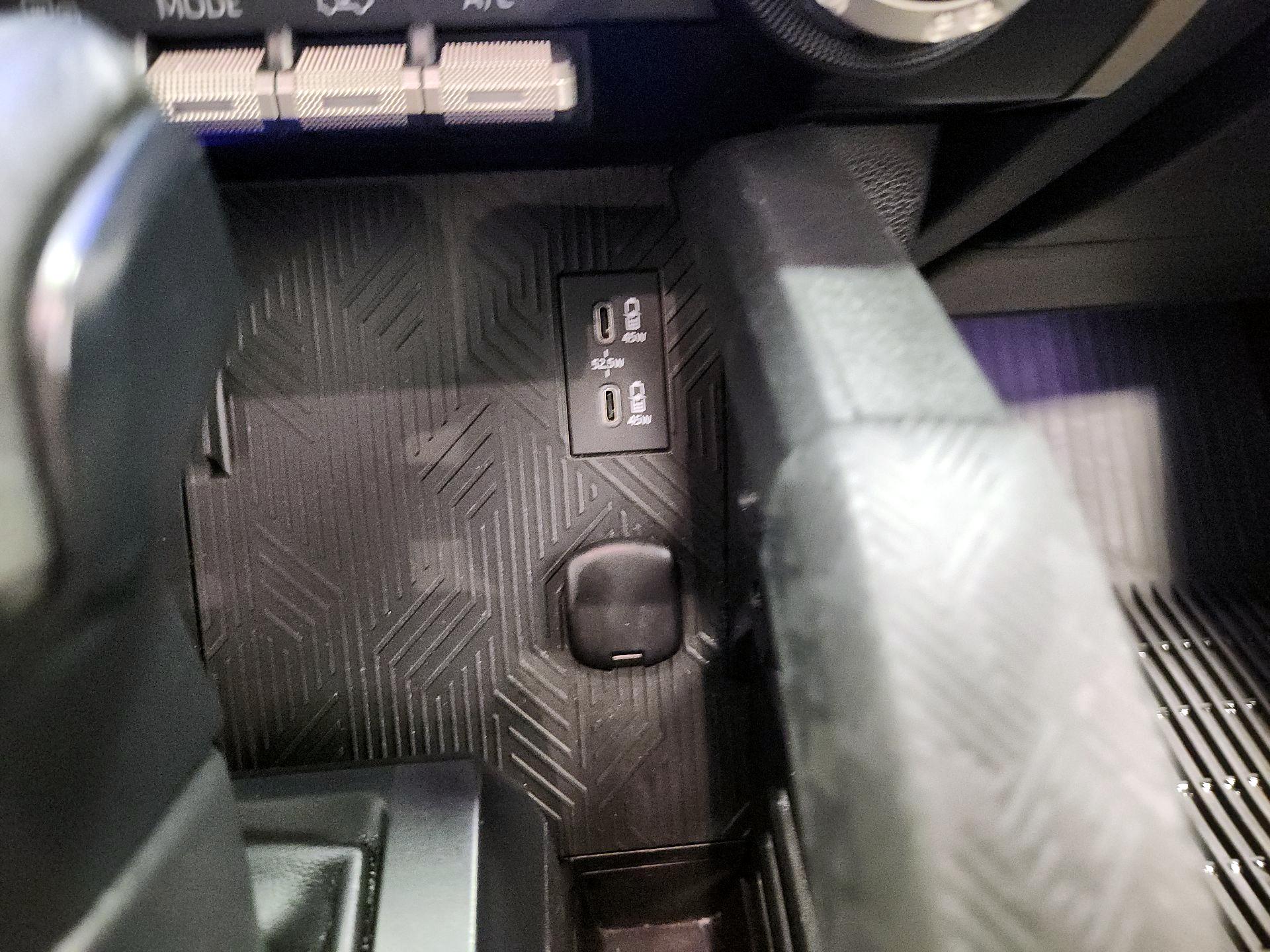 Thumbnail: 2024 Toyota Tacoma - 18