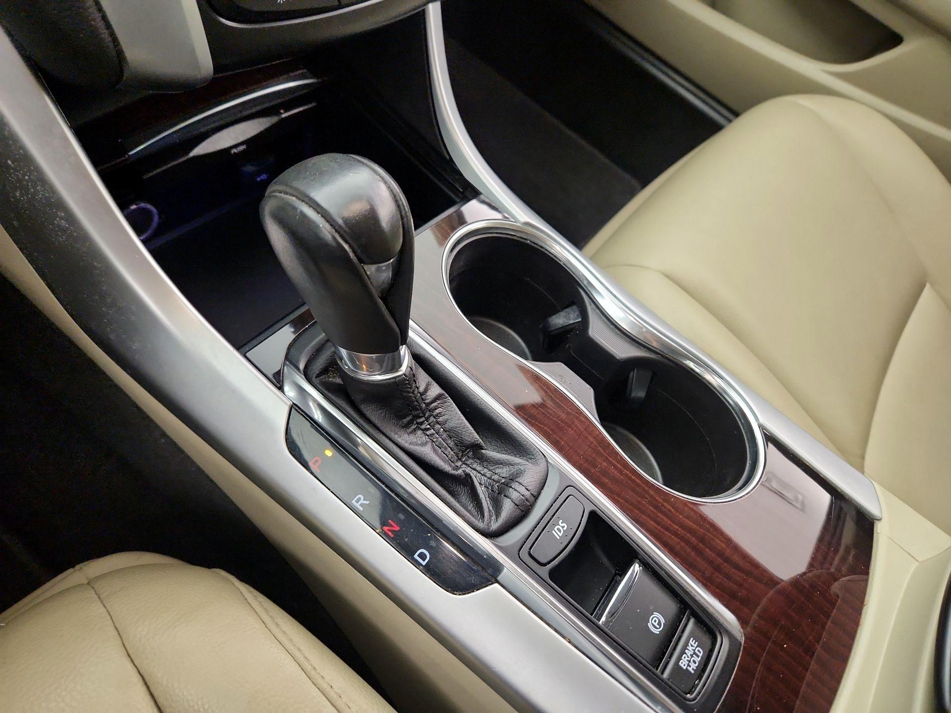 Thumbnail: 2015 Acura TLX - 17