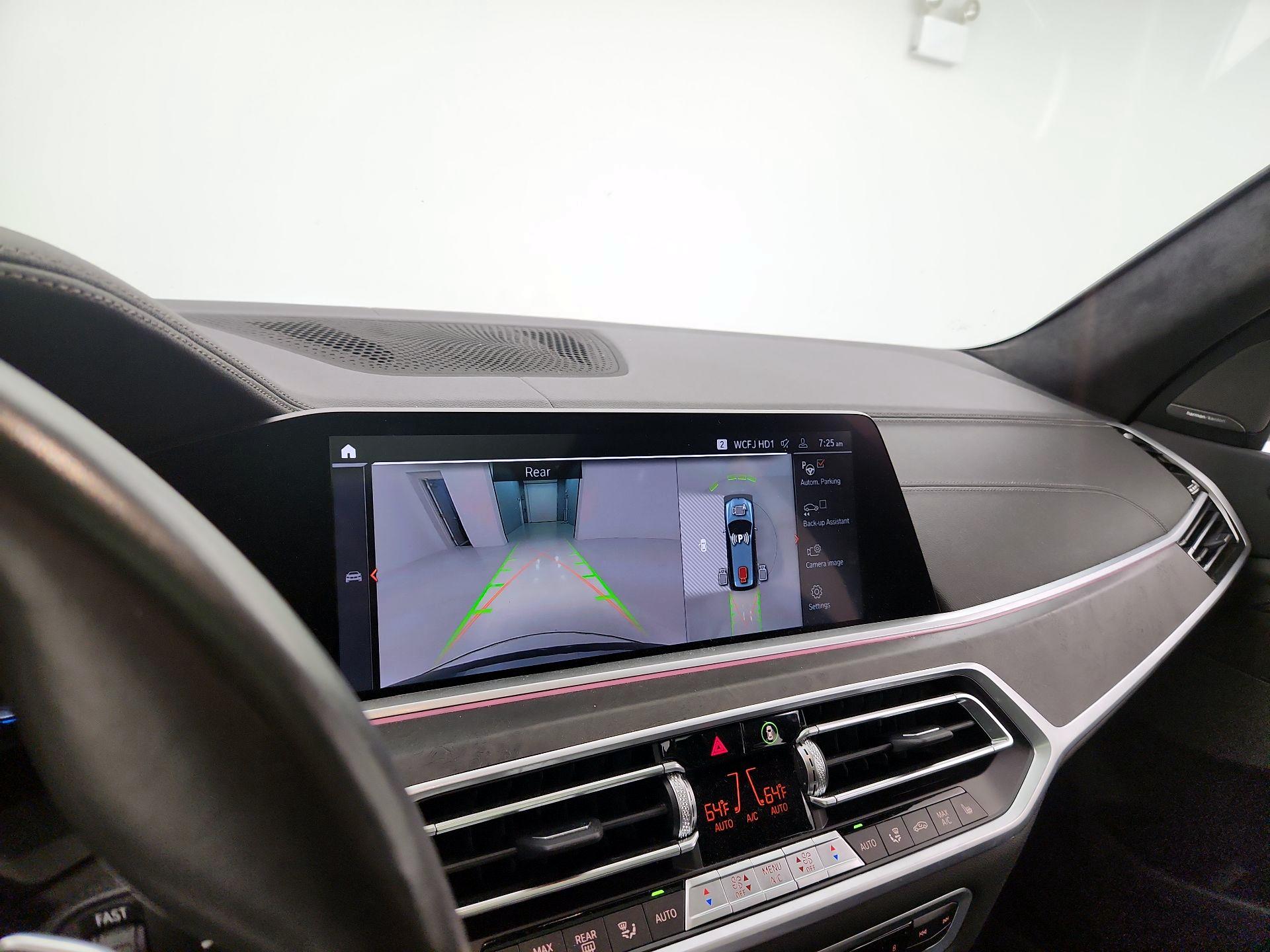 Thumbnail: 2022 BMW X7 - 15