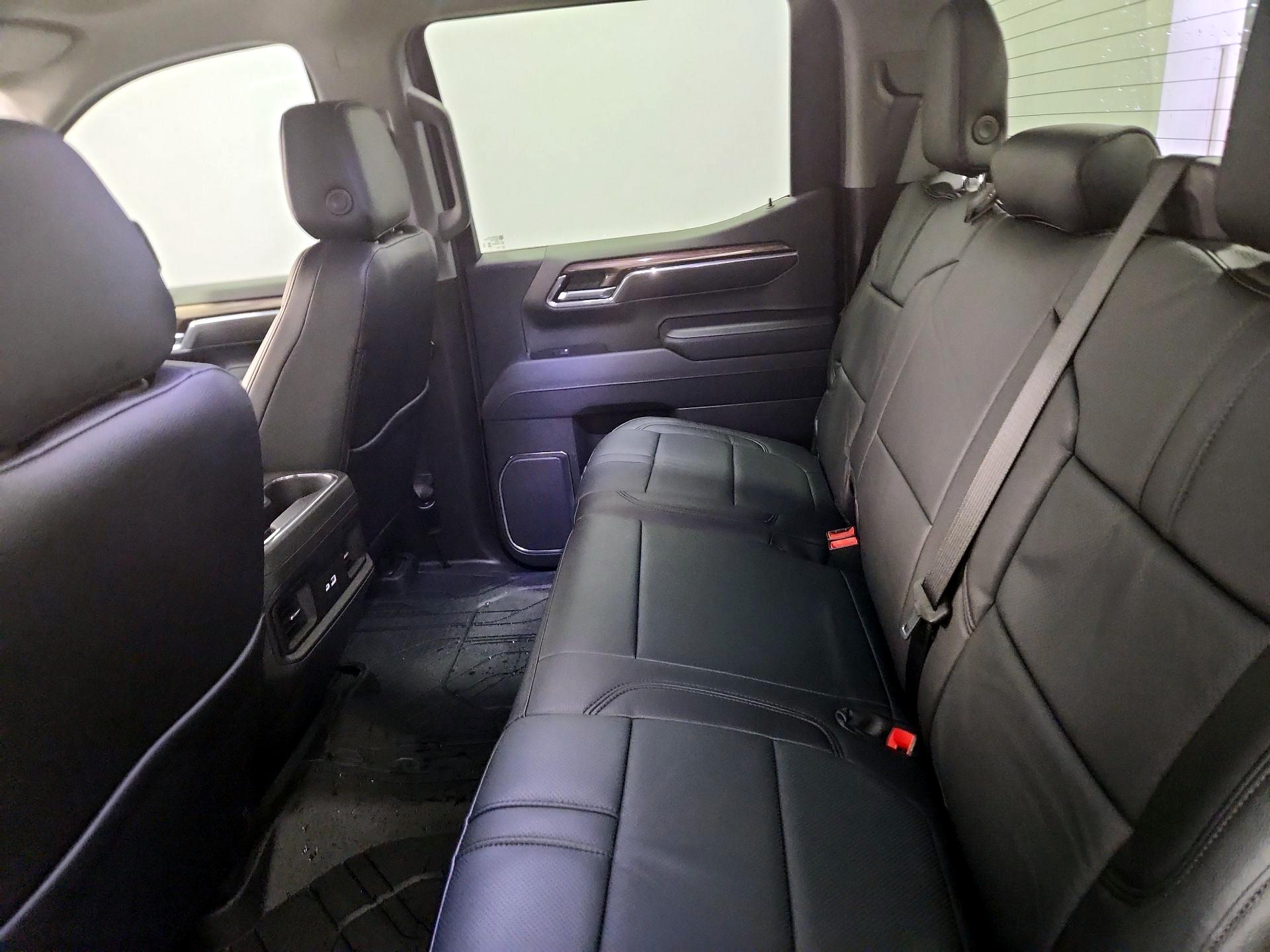 Thumbnail: 2025 Chevrolet Silverado 1500 - 19