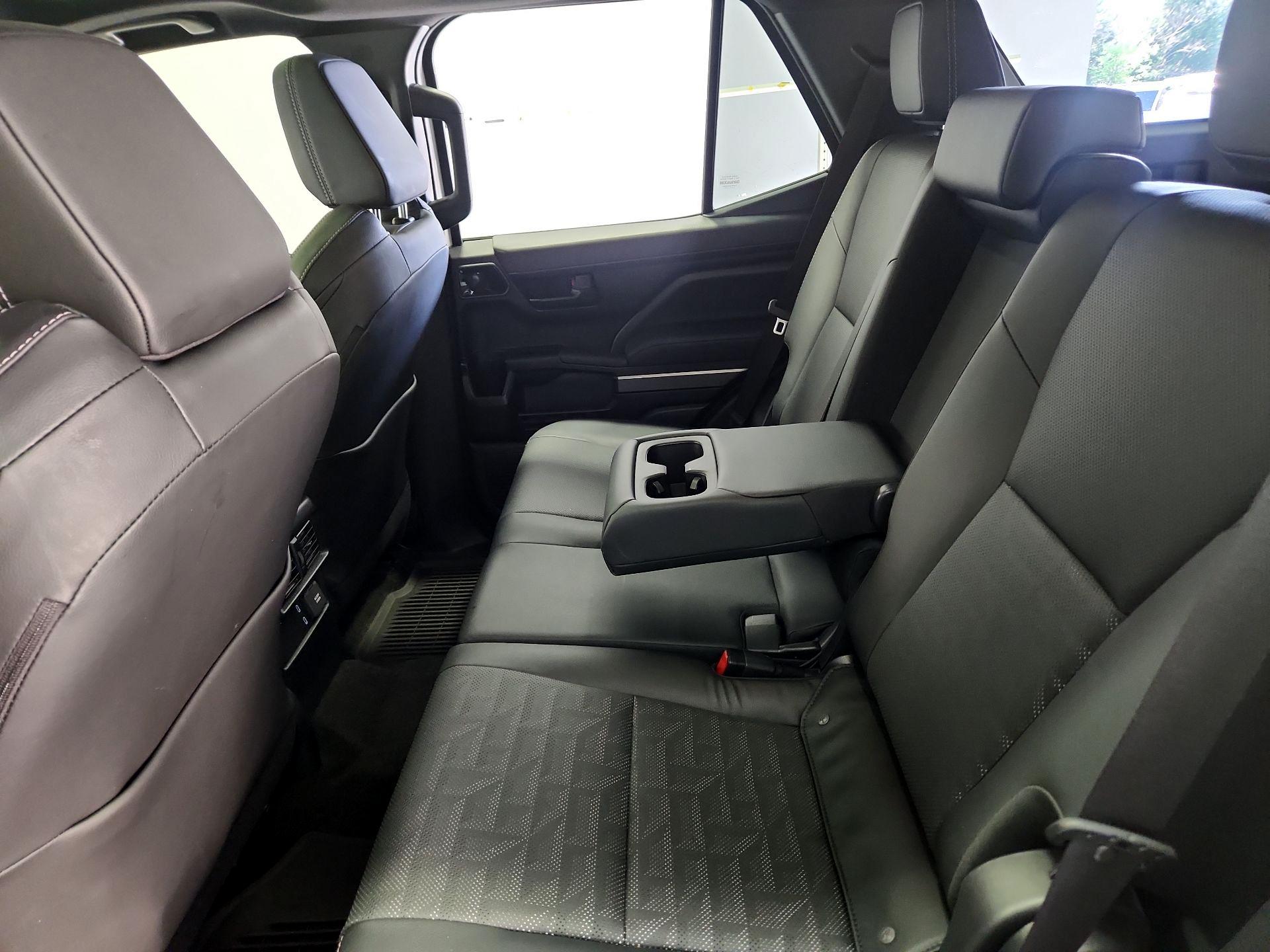 Thumbnail: 2025 Toyota 4Runner - 20