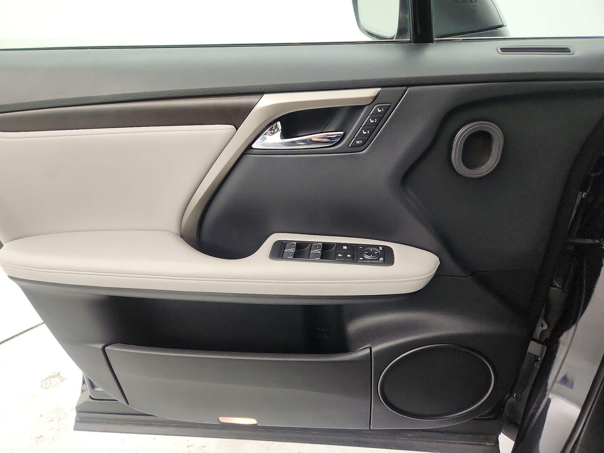 Thumbnail: 2021 Lexus RX - 12