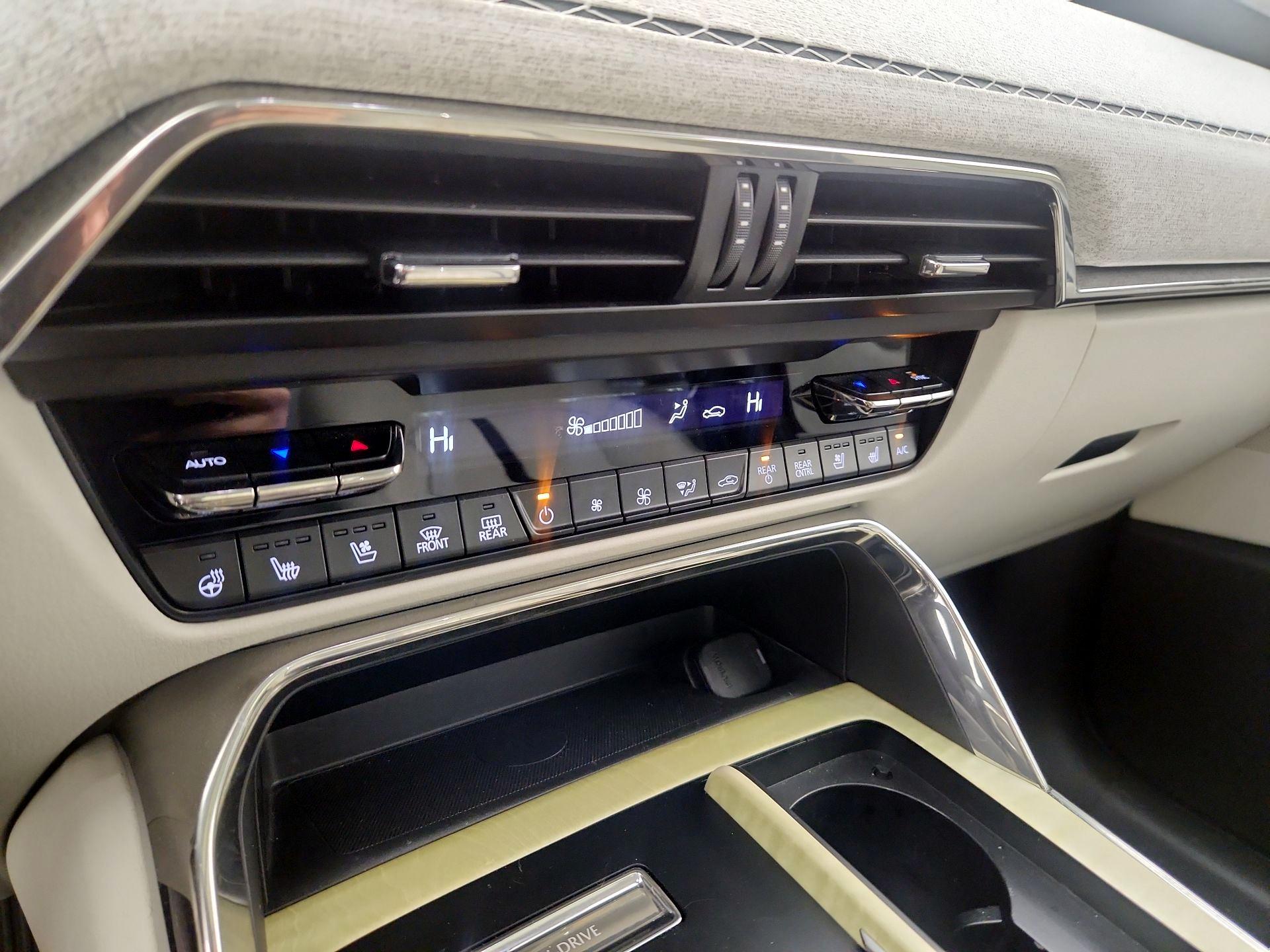 Thumbnail: 2024 Mazda CX-90 - 17