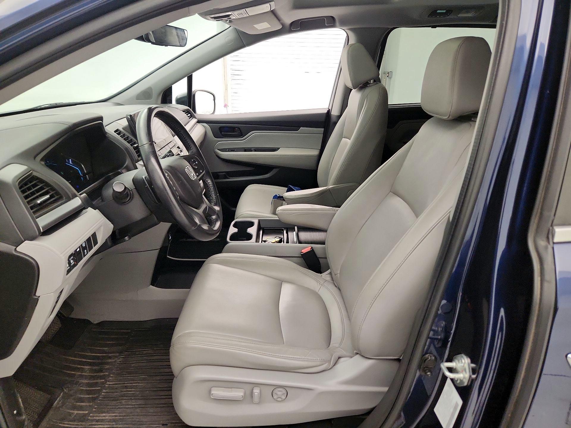 Thumbnail: 2022 Honda Odyssey - 11