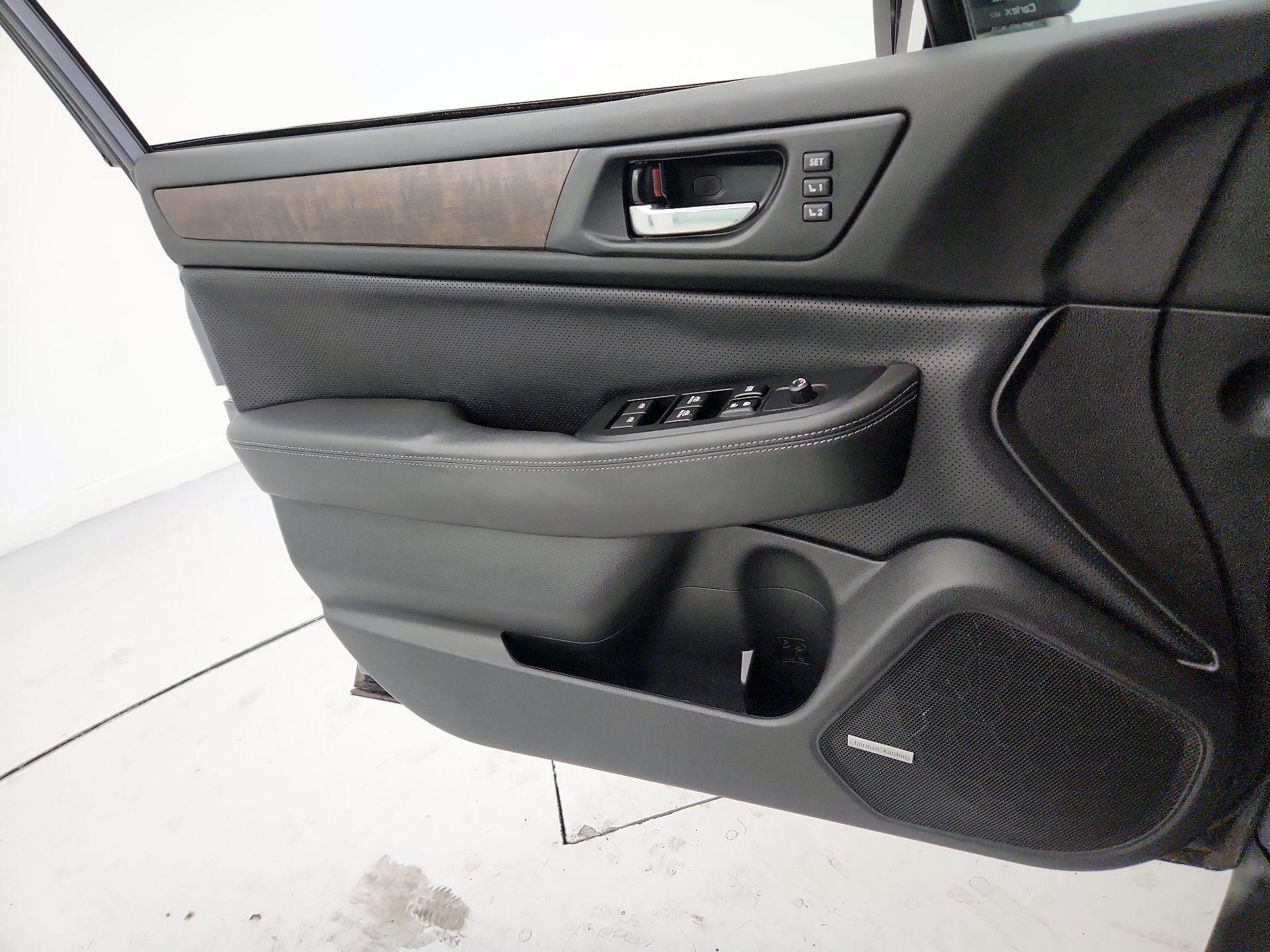 Thumbnail: 2016 Subaru Outback - 12