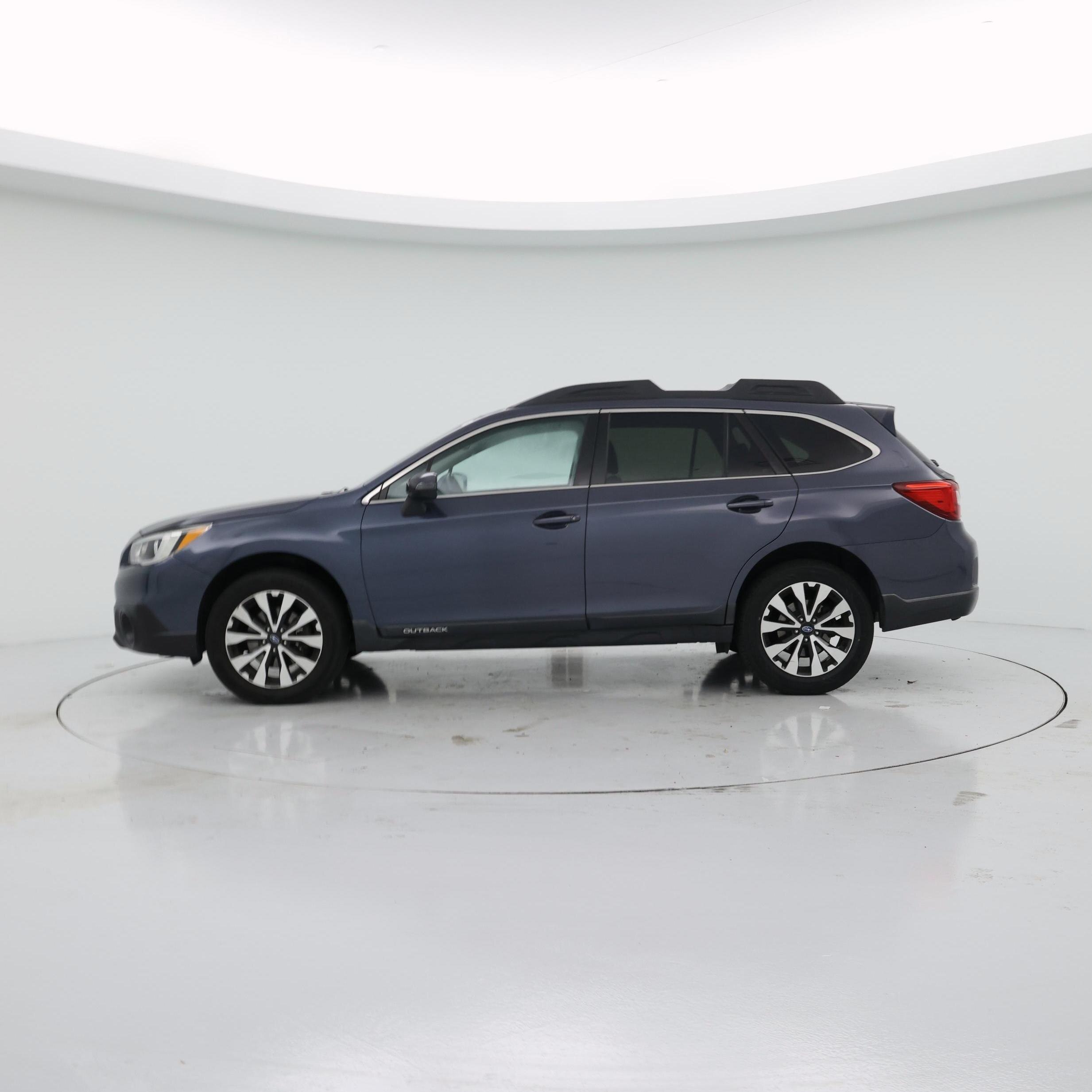 Thumbnail: 2016 Subaru Outback - 3