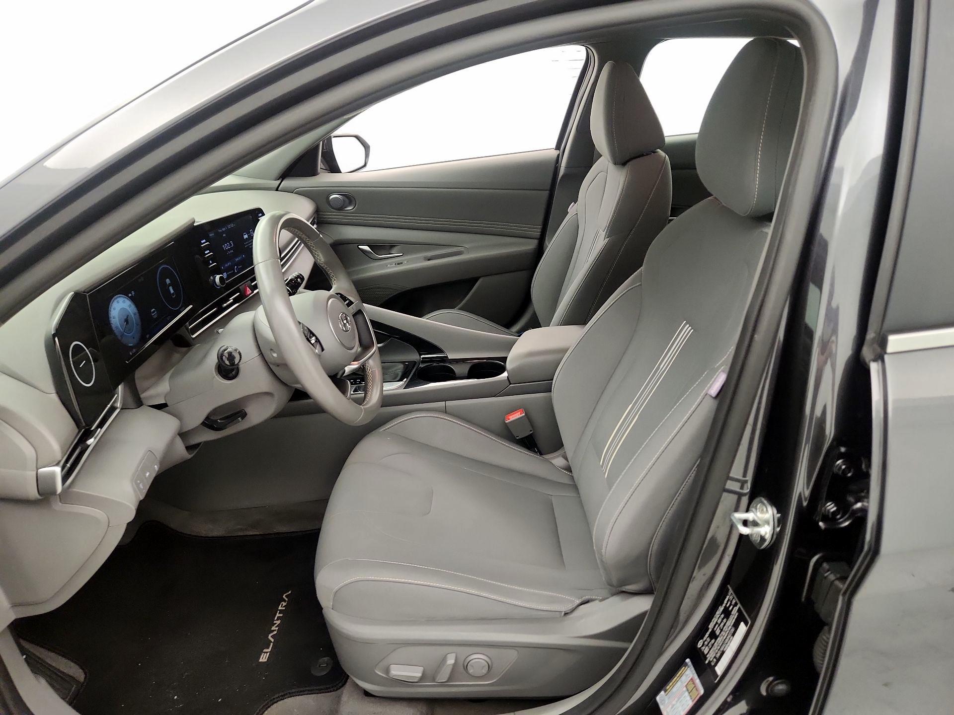 Thumbnail: 2021 Hyundai Elantra - 11