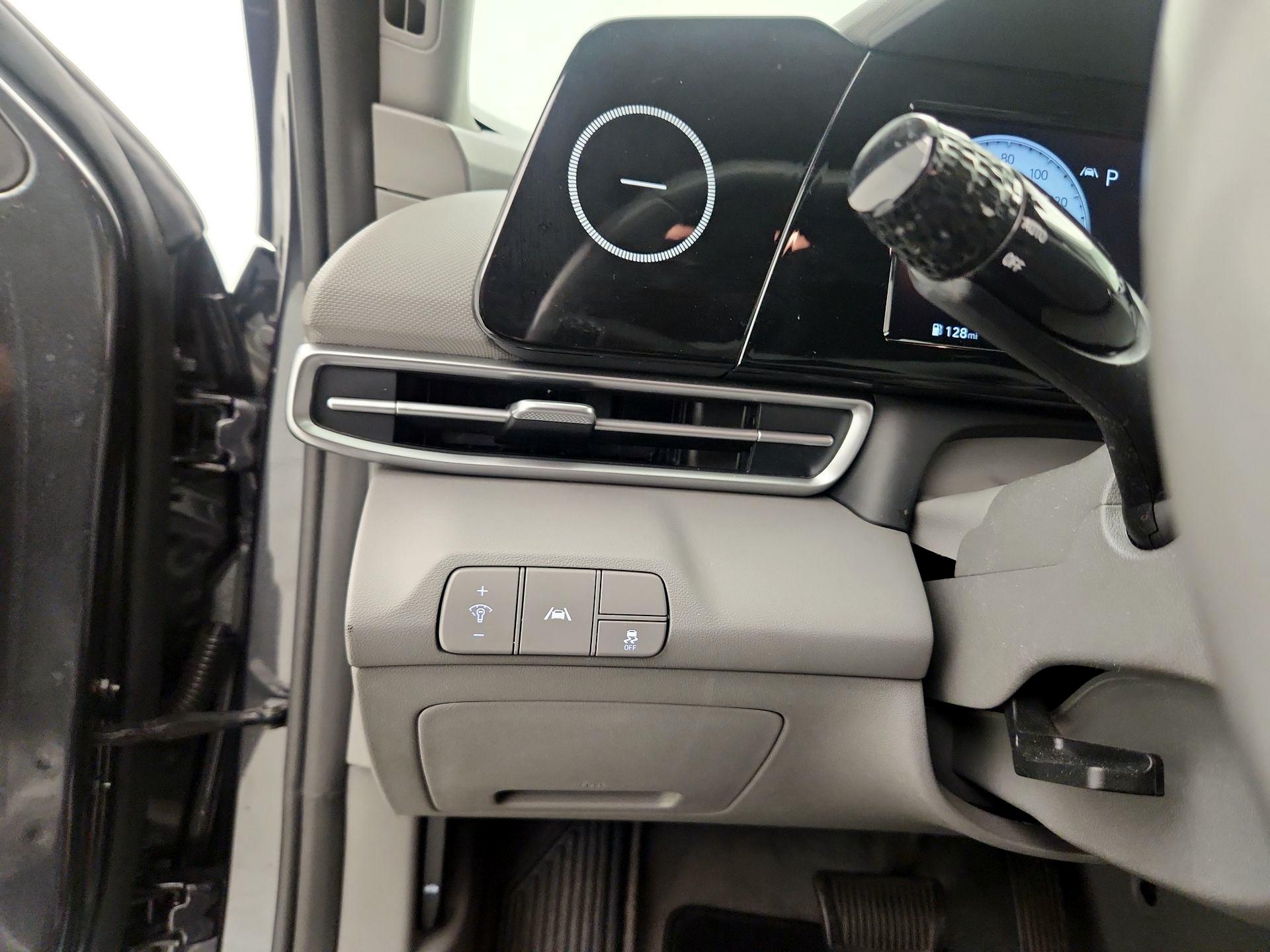 Thumbnail: 2021 Hyundai Elantra - 13