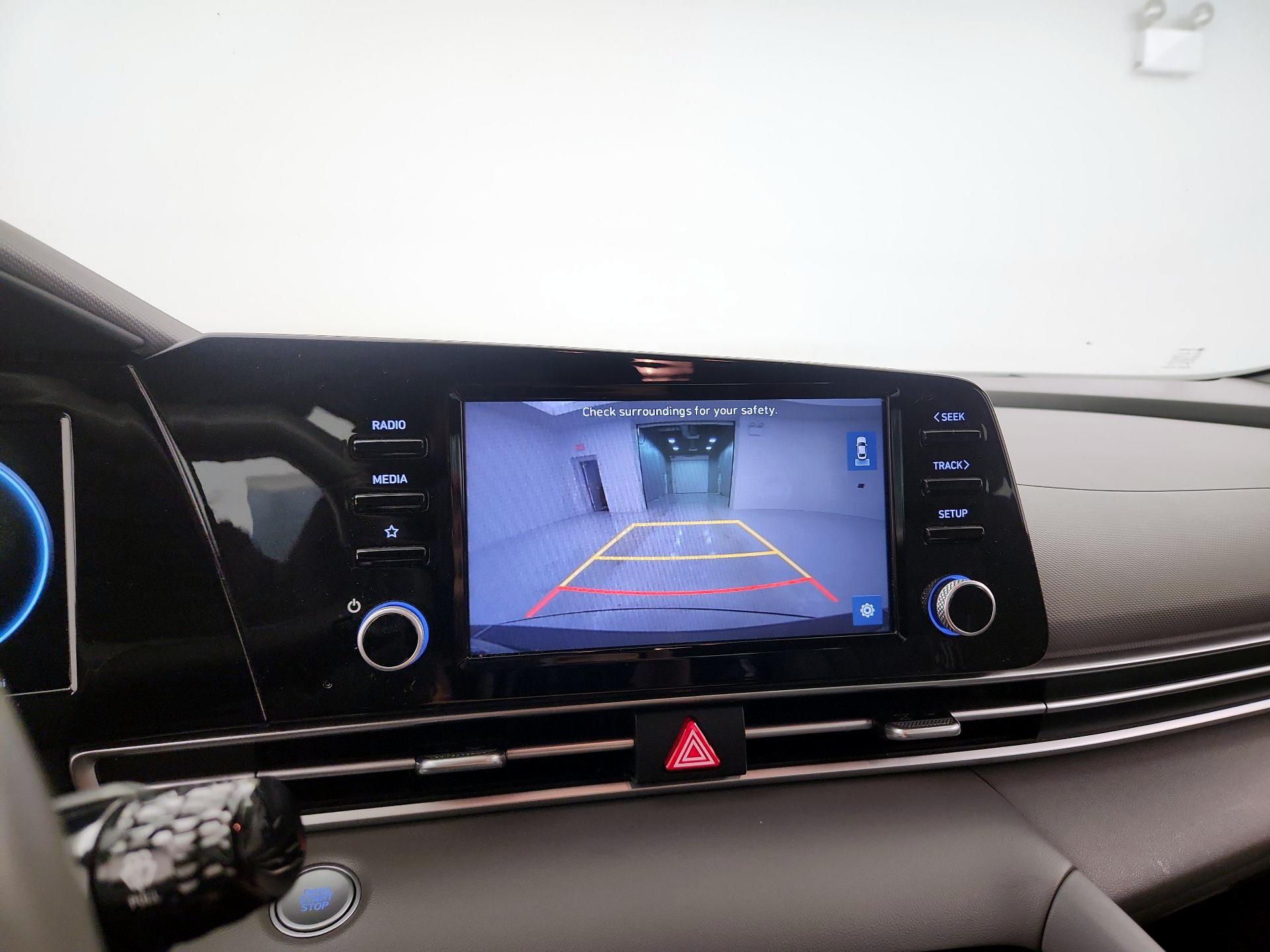 Thumbnail: 2021 Hyundai Elantra - 14