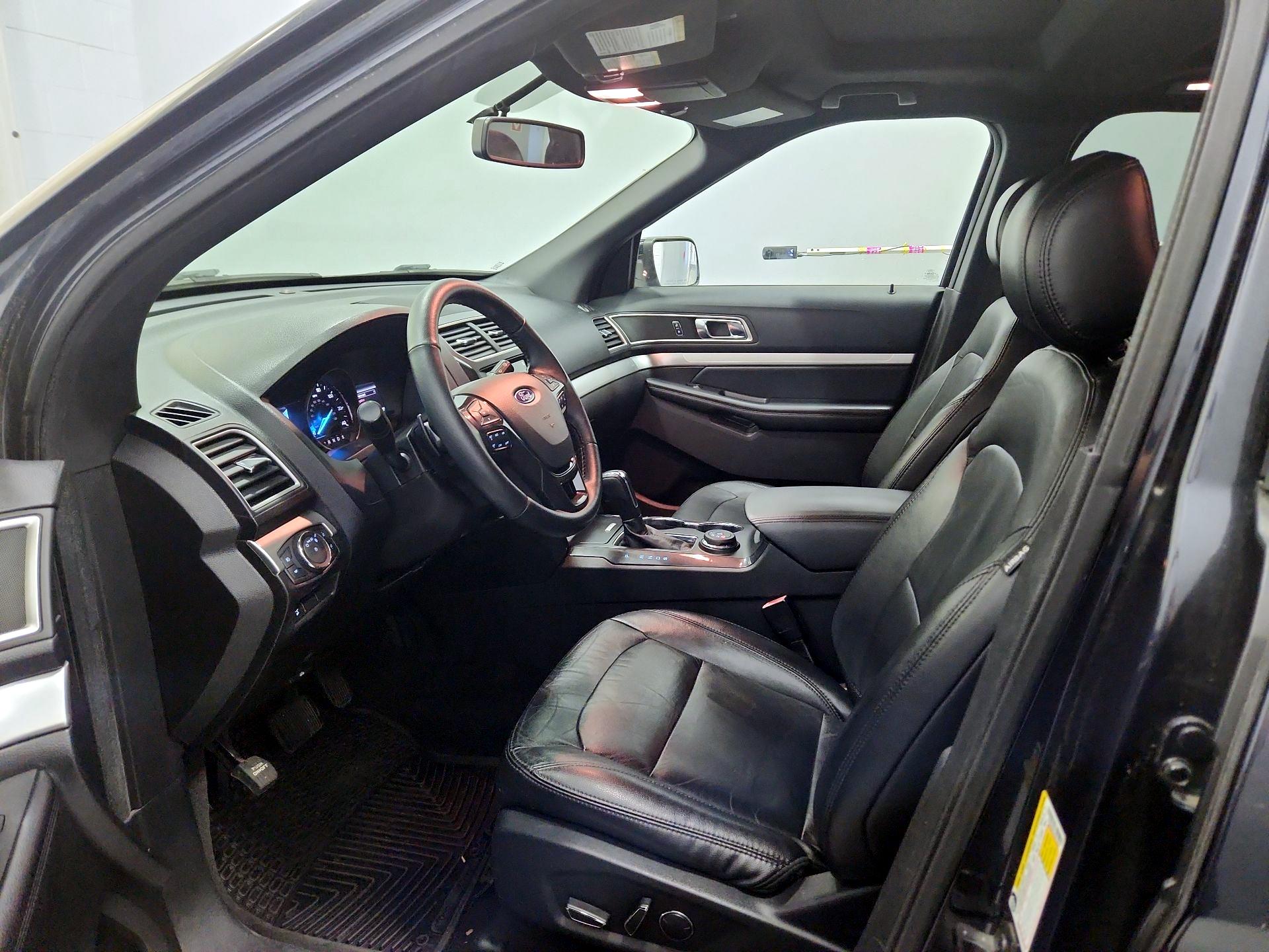 Thumbnail: 2017 Ford Explorer - 11