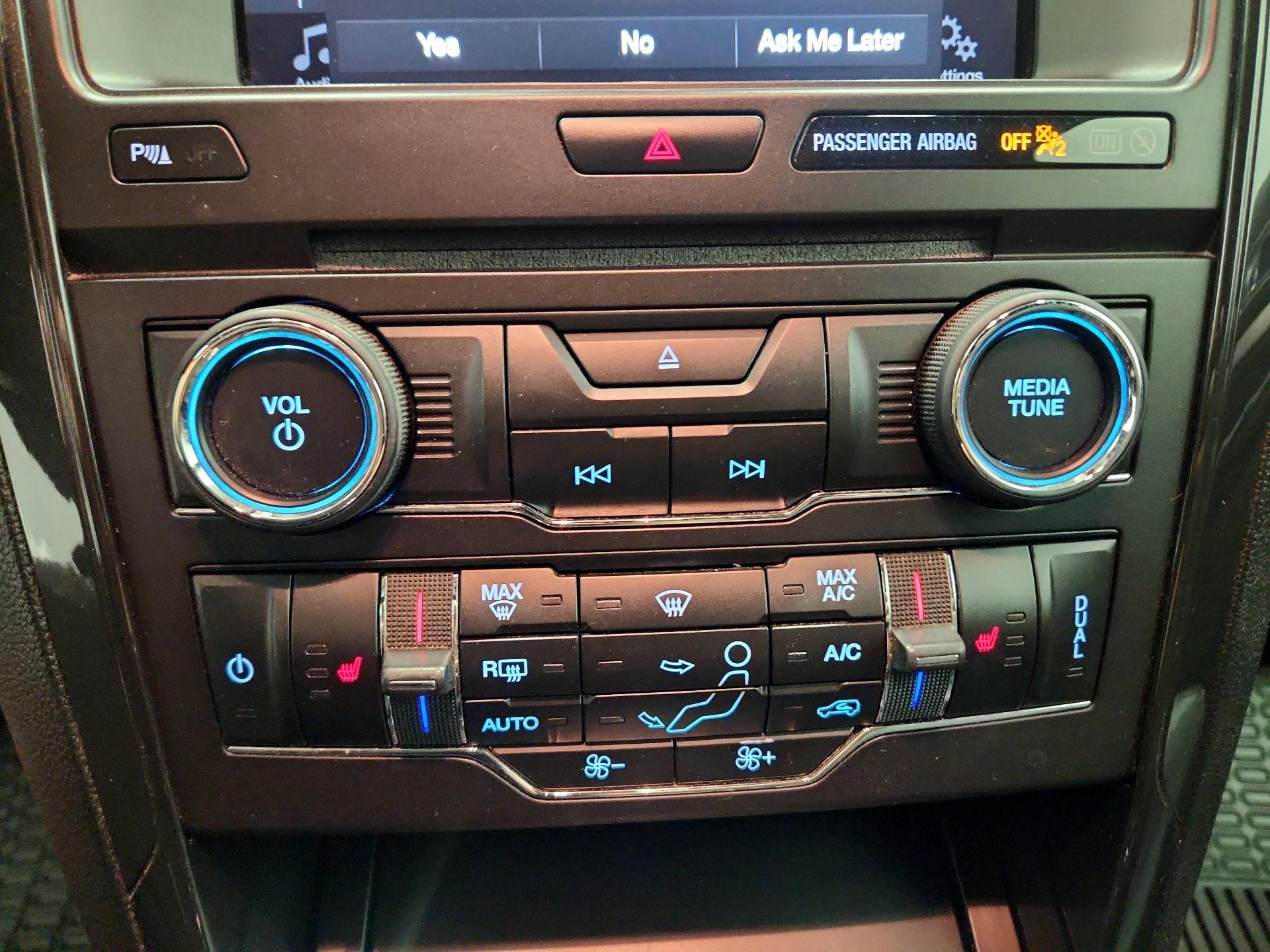 Thumbnail: 2017 Ford Explorer - 17