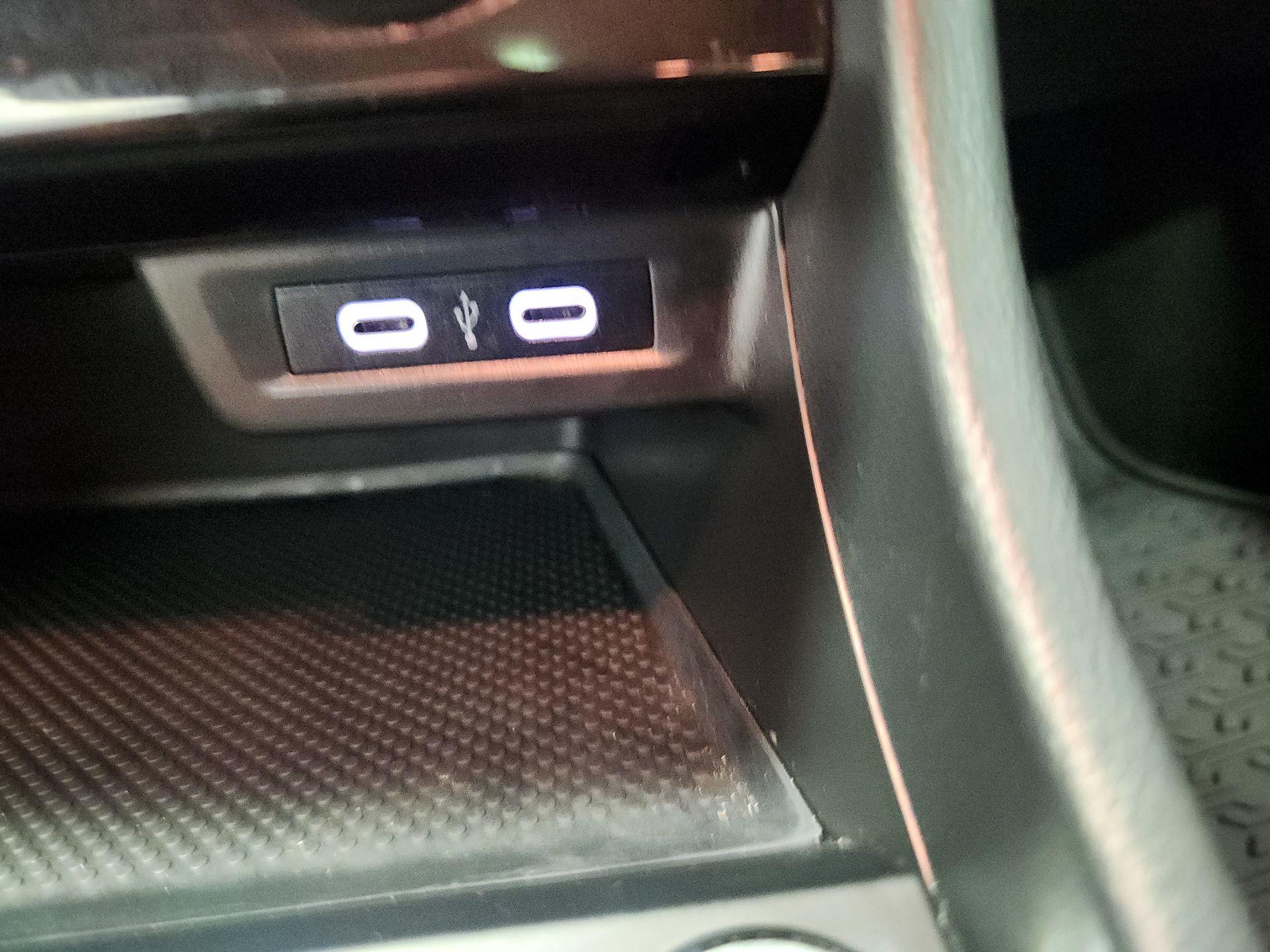 Thumbnail: 2021 Volkswagen Jetta - 18