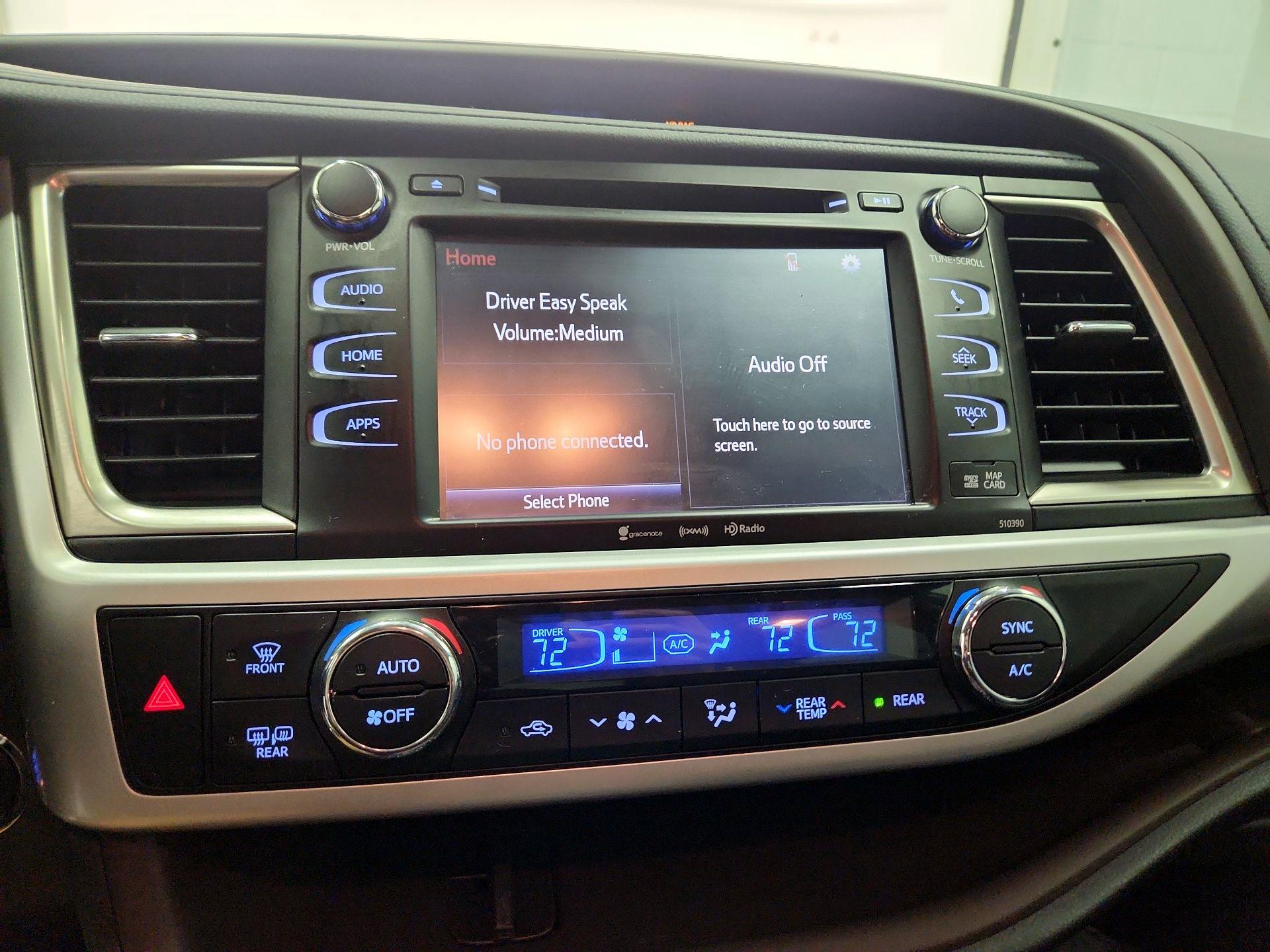 Thumbnail: 2019 Toyota Highlander - 15