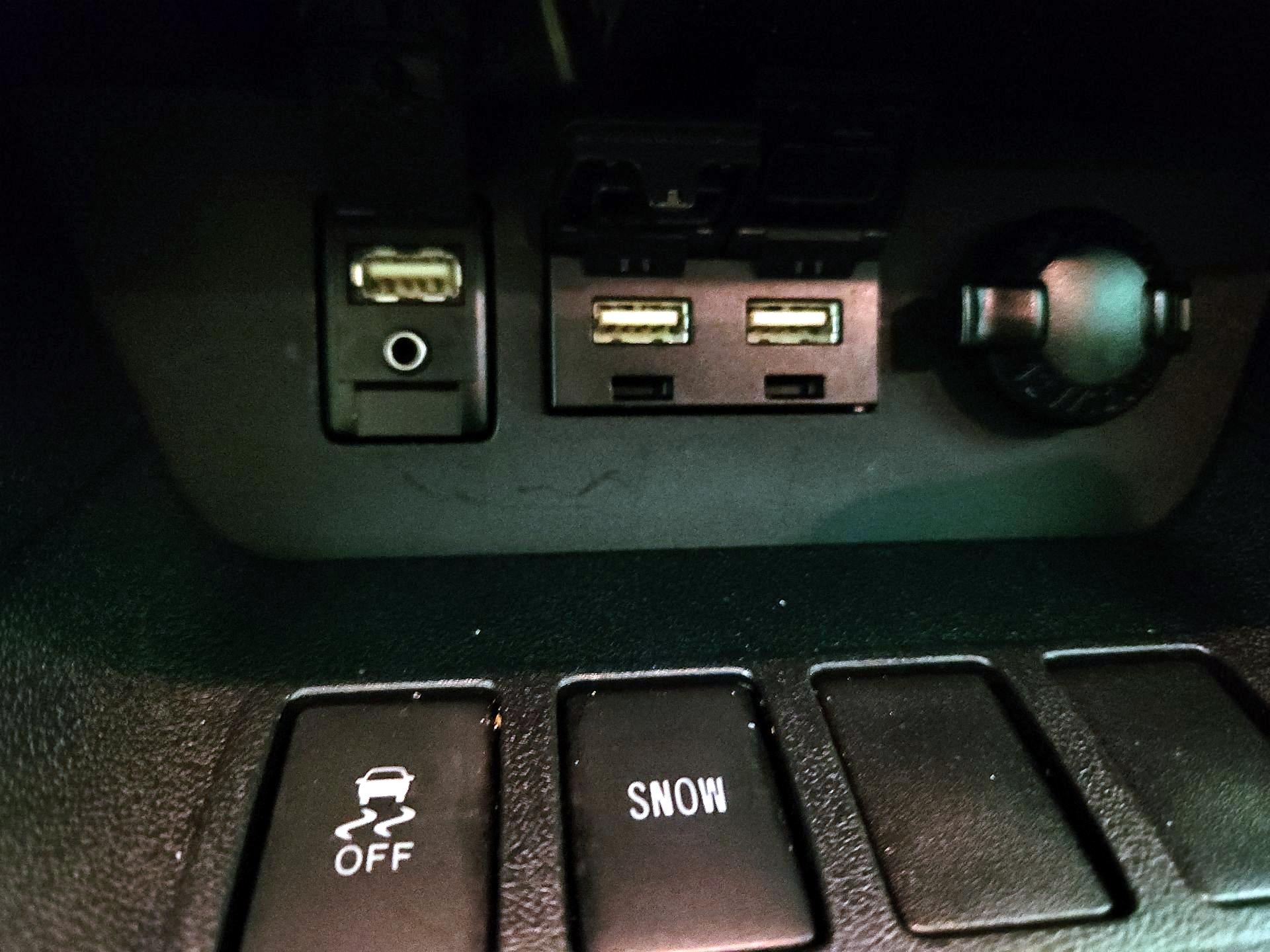 Thumbnail: 2019 Toyota Highlander - 18