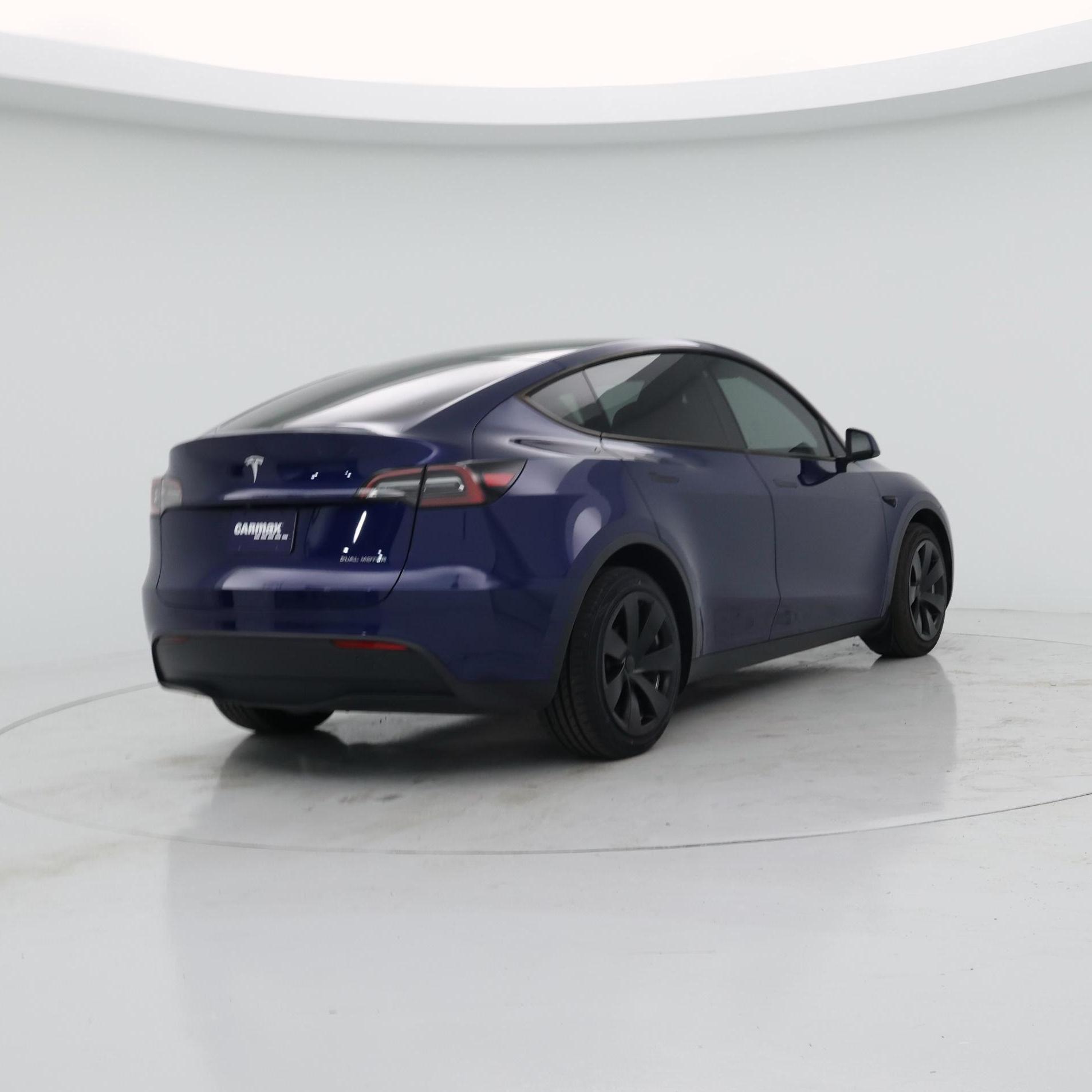 Thumbnail: 2023 Tesla Model Y - 8