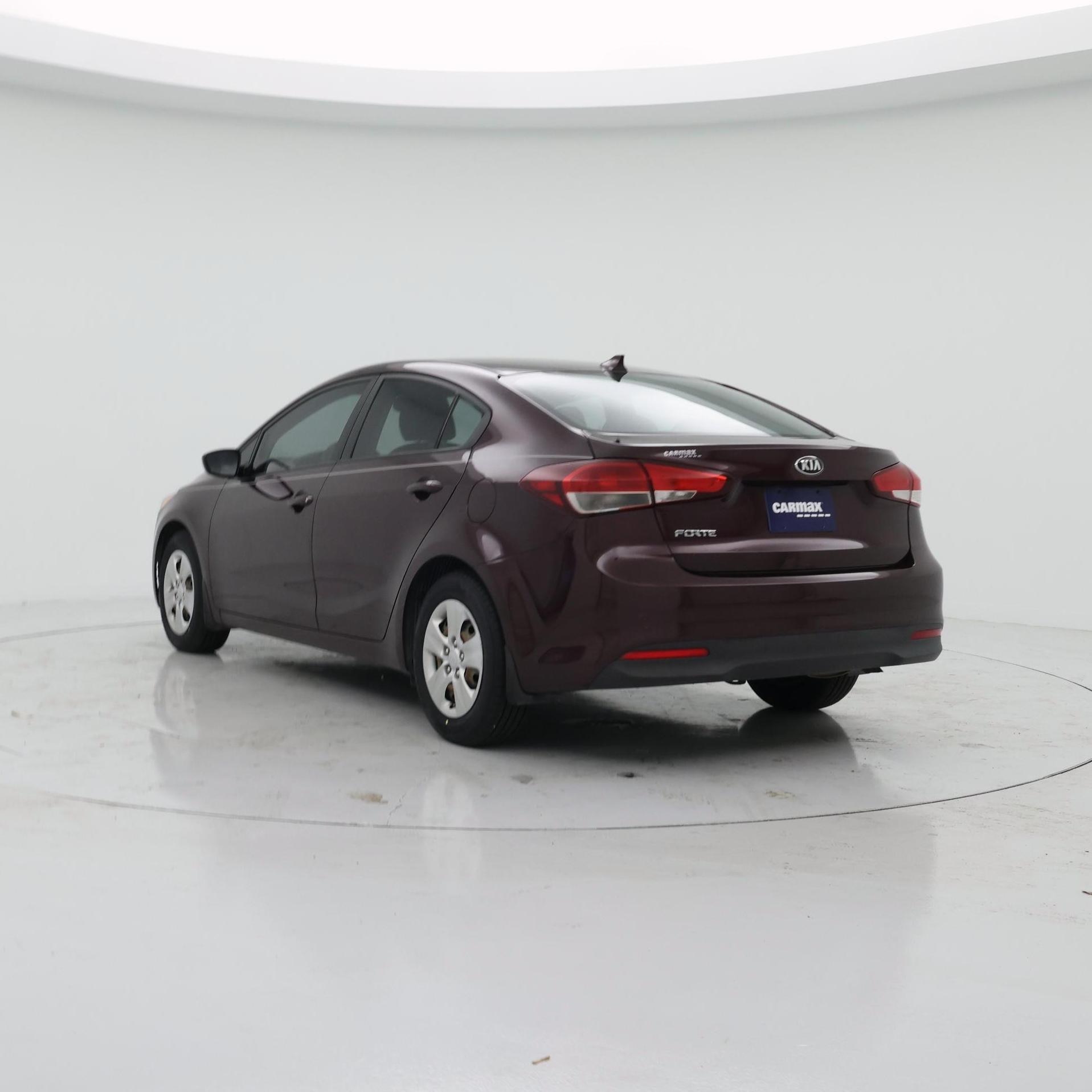 Thumbnail: 2018 Kia Forte - 2