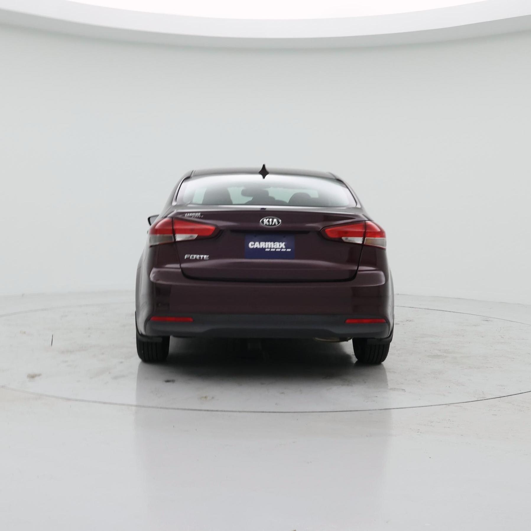 Thumbnail: 2018 Kia Forte - 6