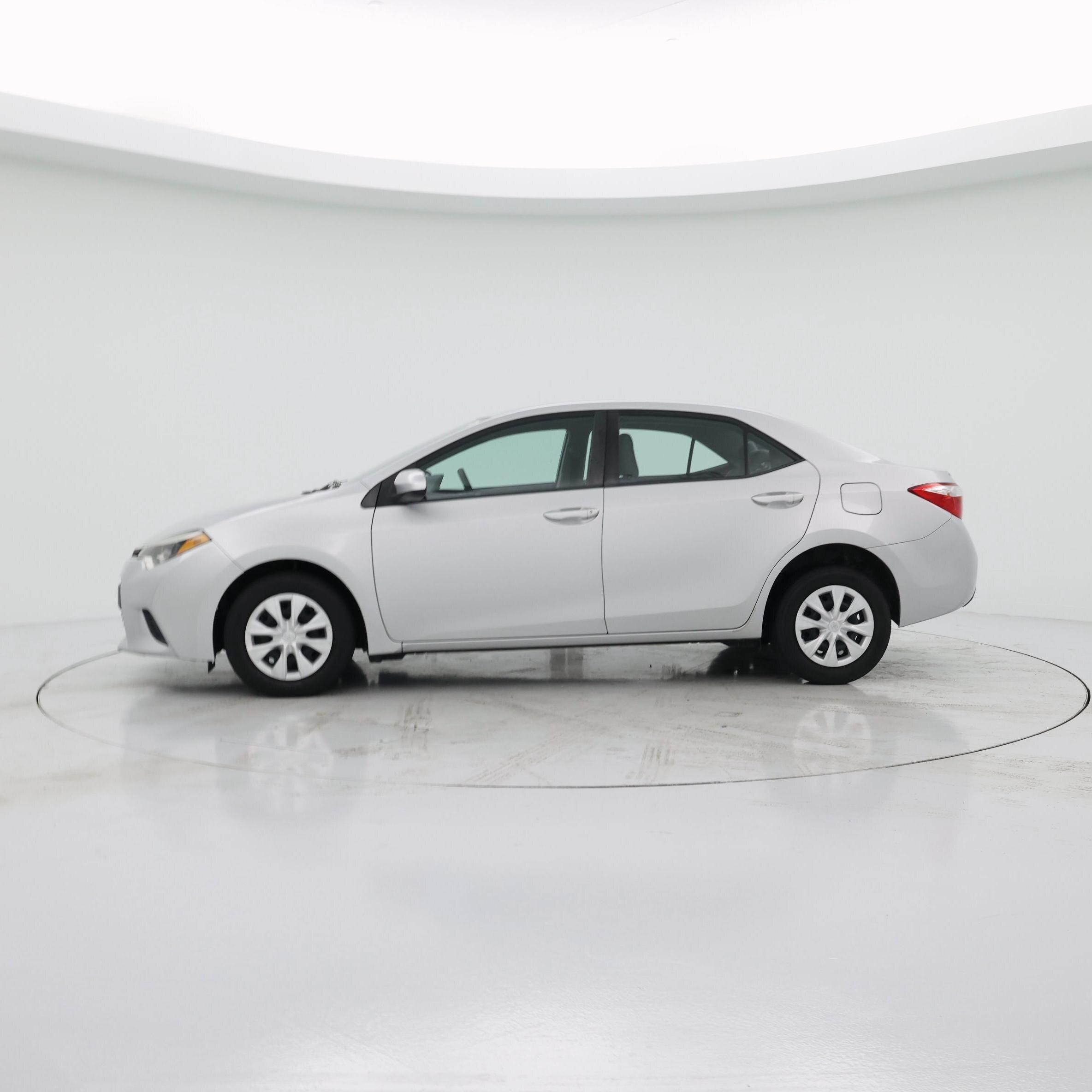 Thumbnail: 2014 Toyota Corolla - 3